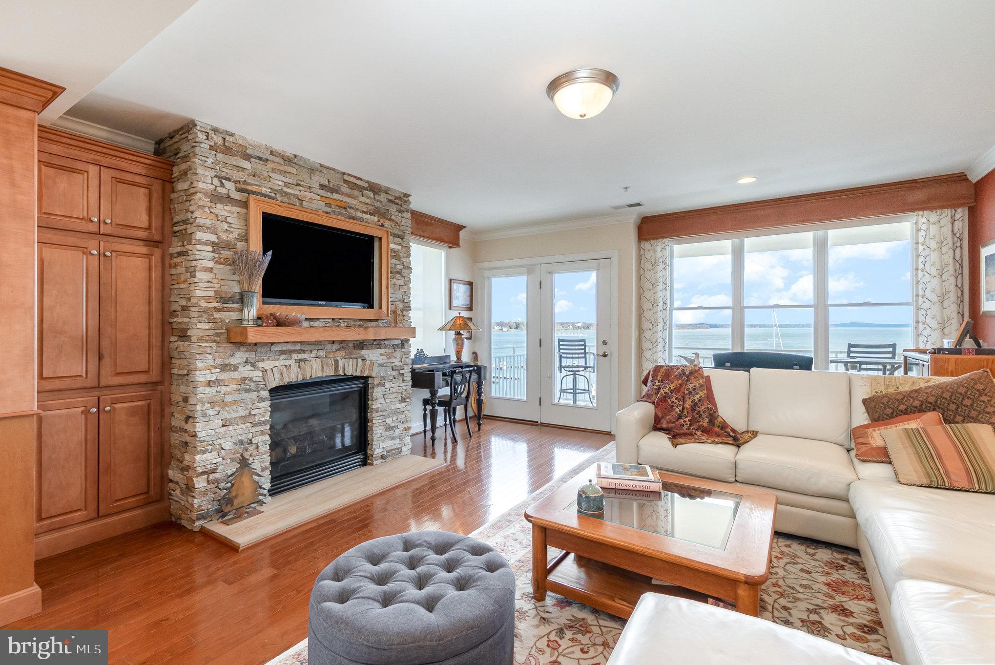 HERON HARBOR - Residential