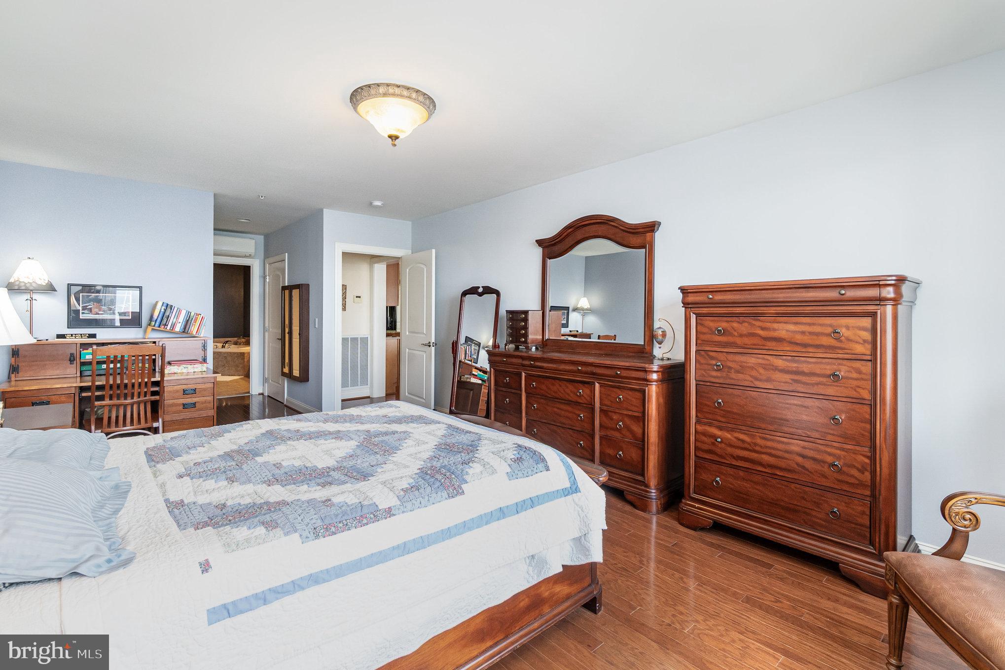 HERON HARBOR - Residential