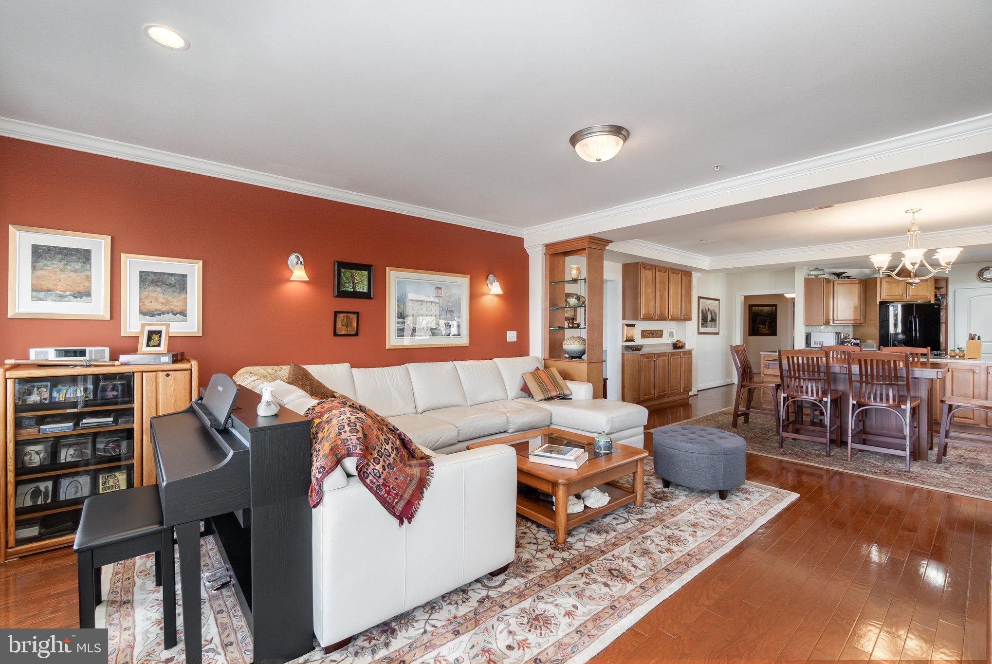 HERON HARBOR - Residential