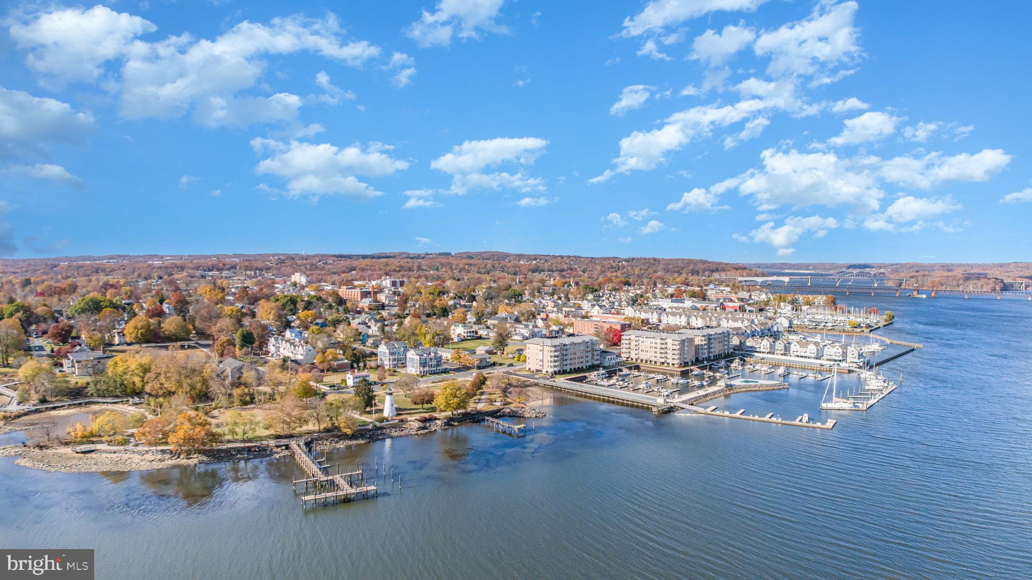 HERON HARBOR - Residential