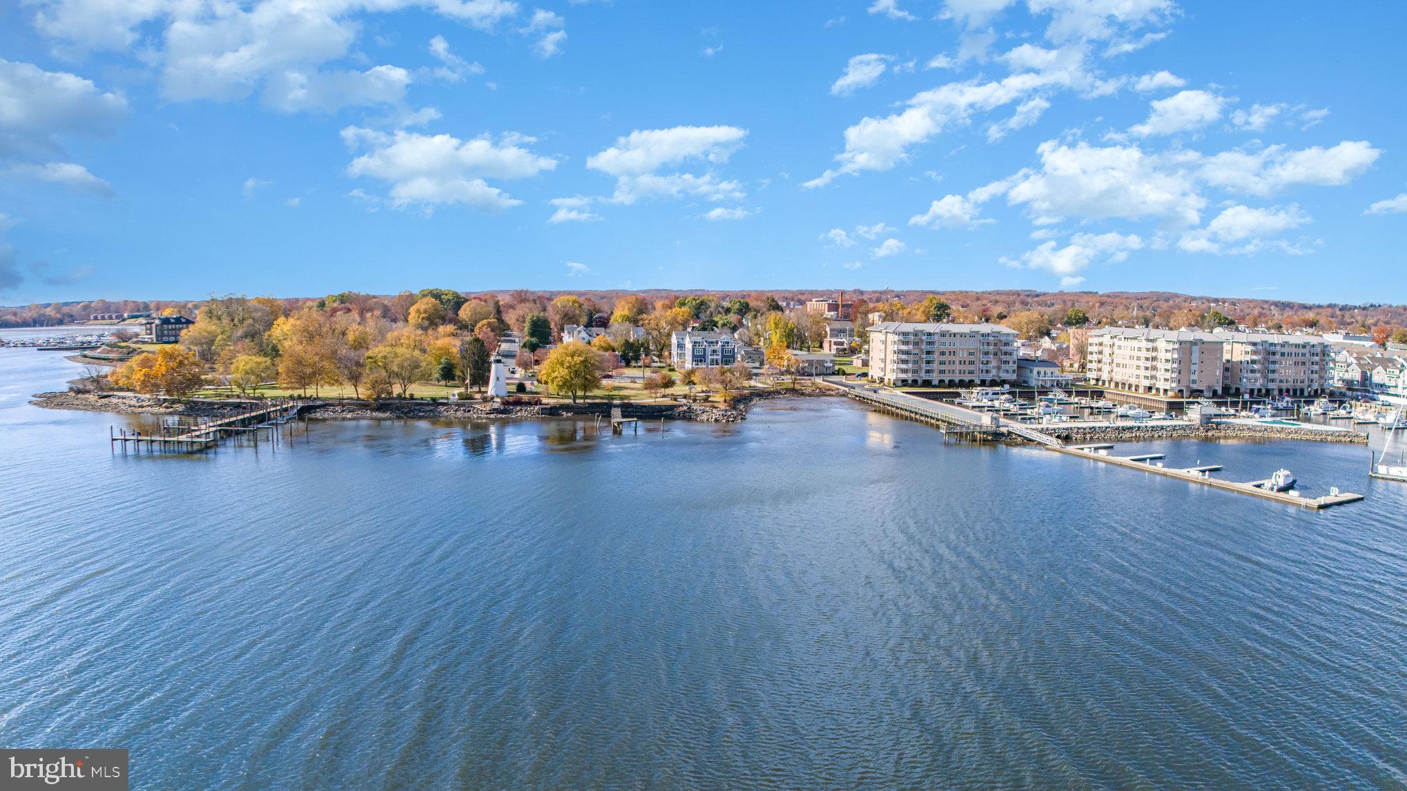 HERON HARBOR - Residential