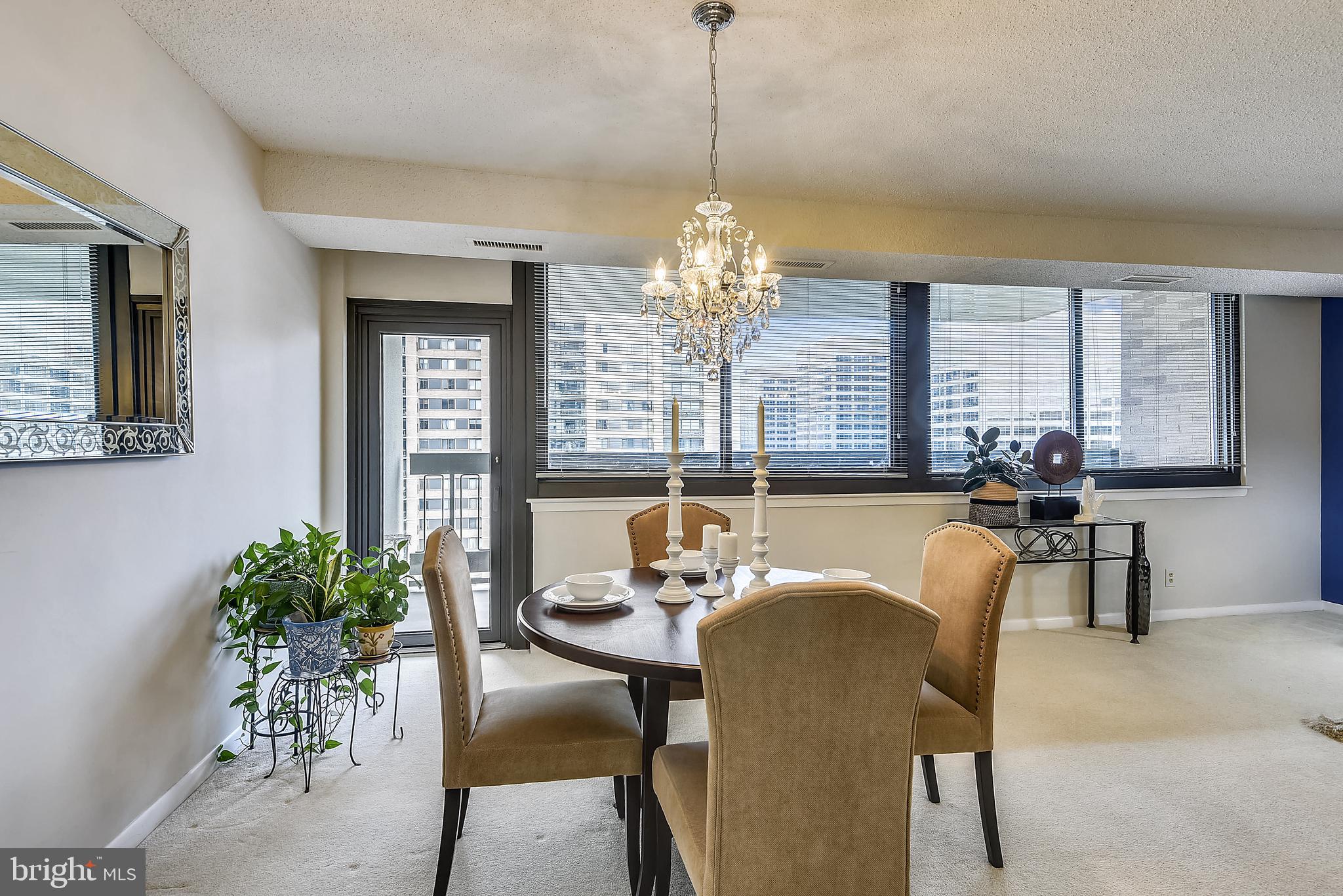 SKYLINE SQUARE CONDO - Residential