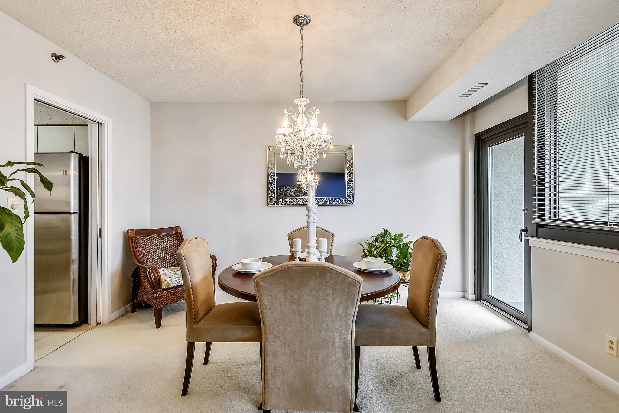 SKYLINE SQUARE CONDO - Residential