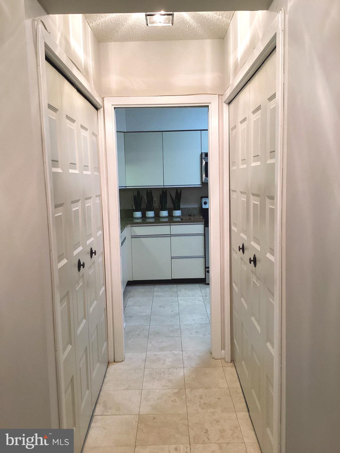 SKYLINE SQUARE CONDO - Residential