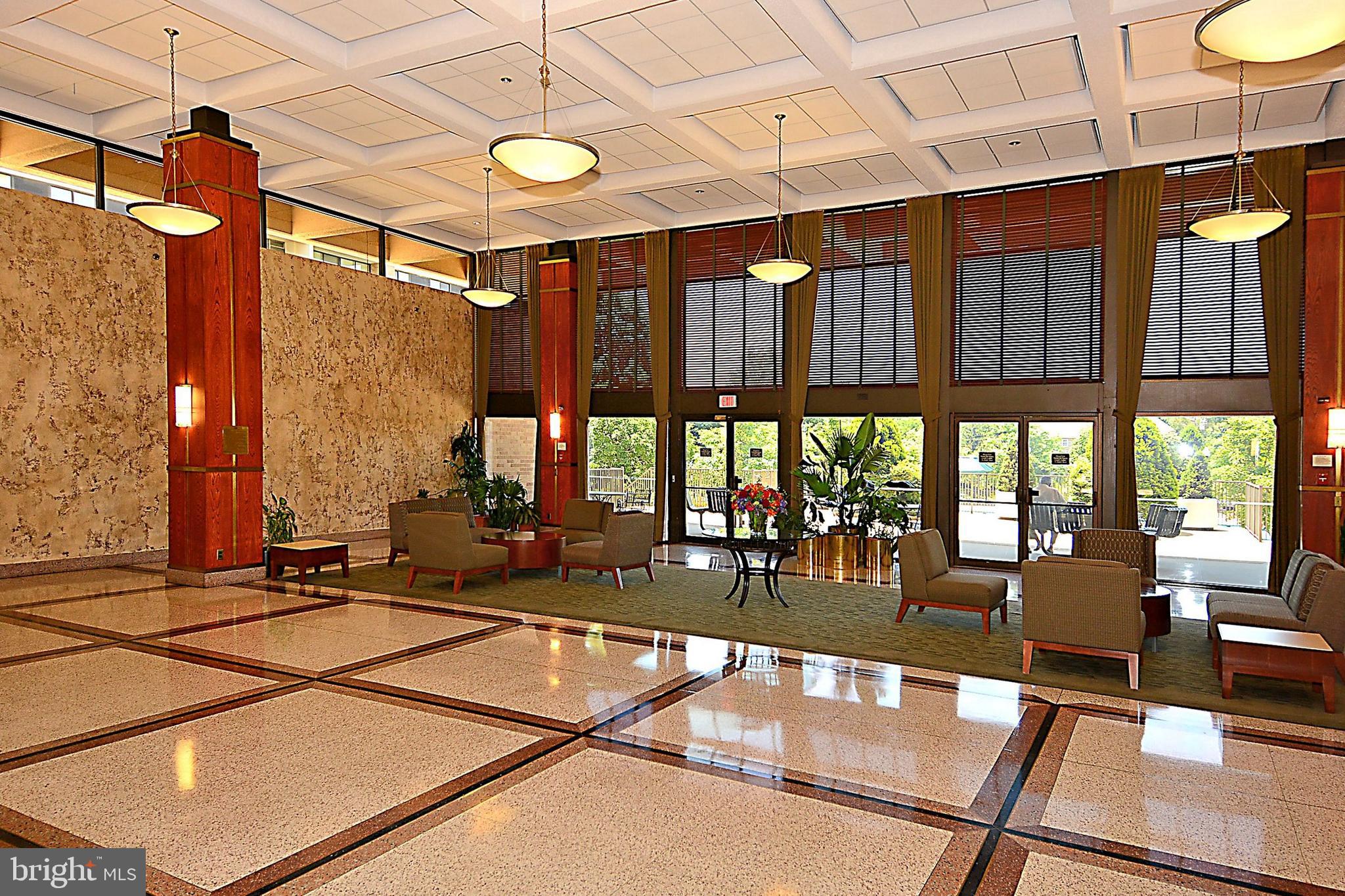 SKYLINE SQUARE CONDO - Residential