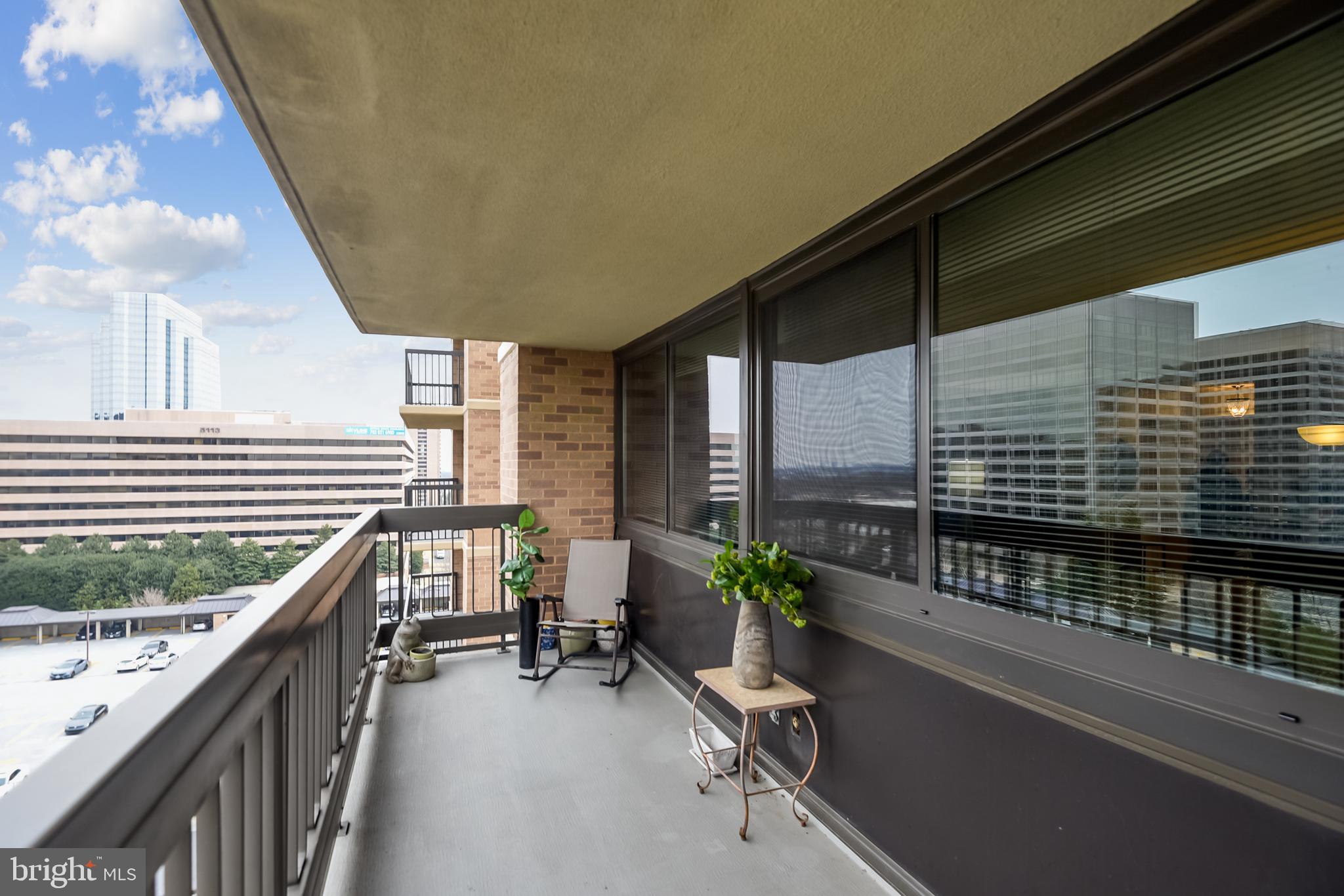 SKYLINE SQUARE CONDO - Residential