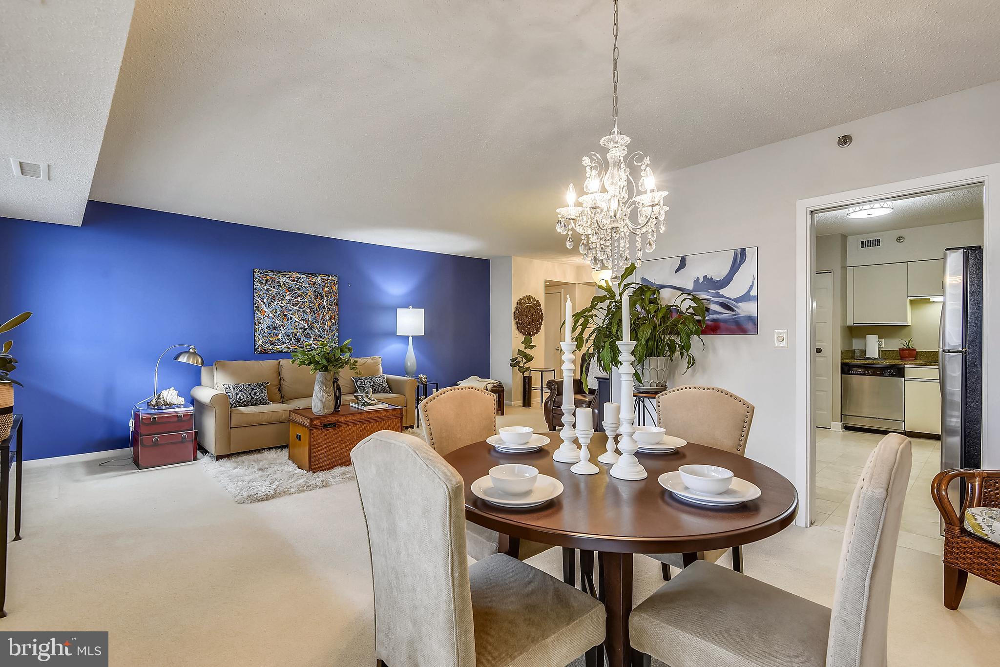 SKYLINE SQUARE CONDO - Residential