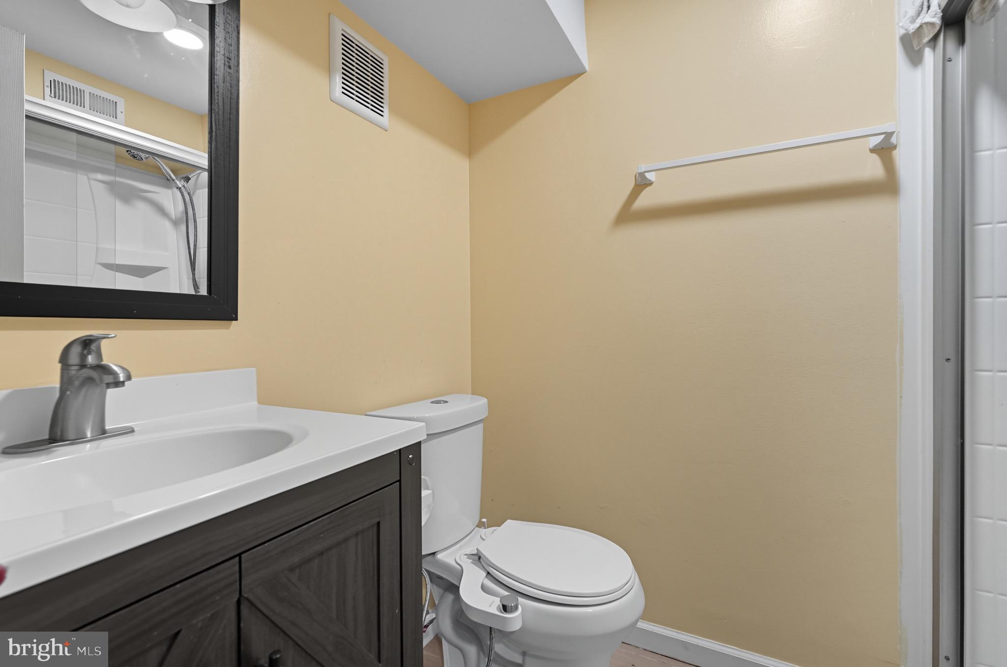 CHIPPENDALE - Residential