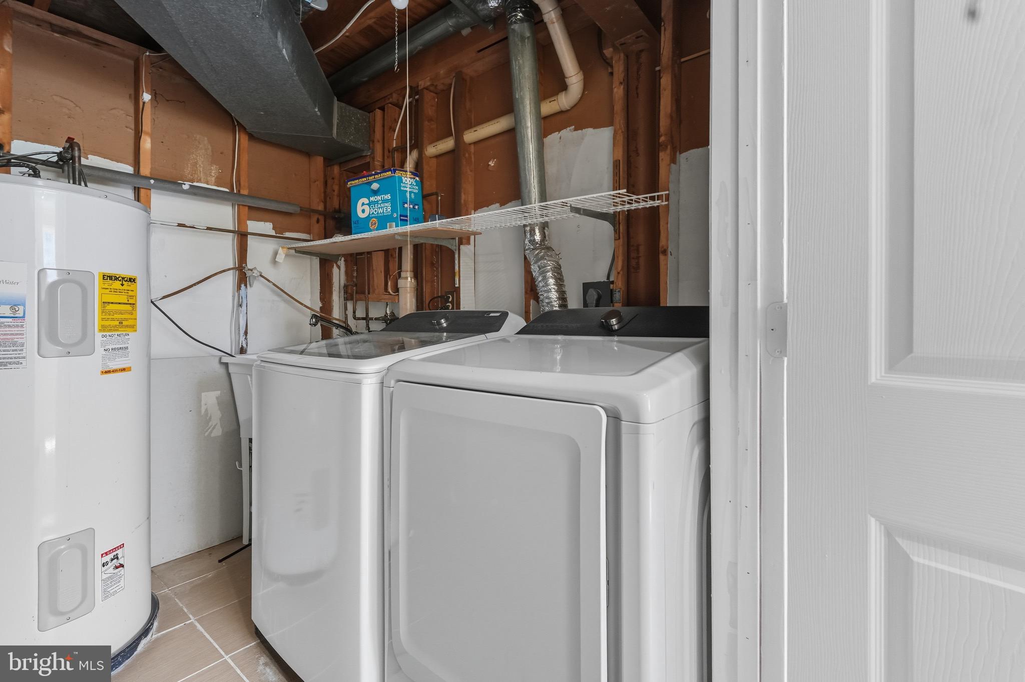 CHIPPENDALE - Residential