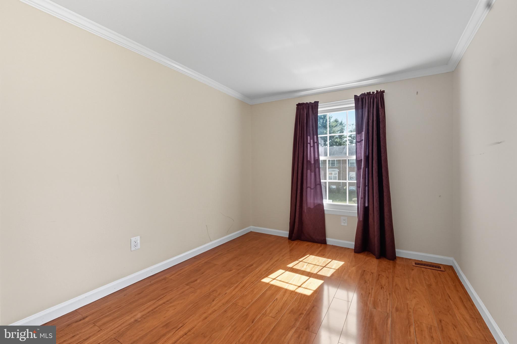 CHIPPENDALE - Residential