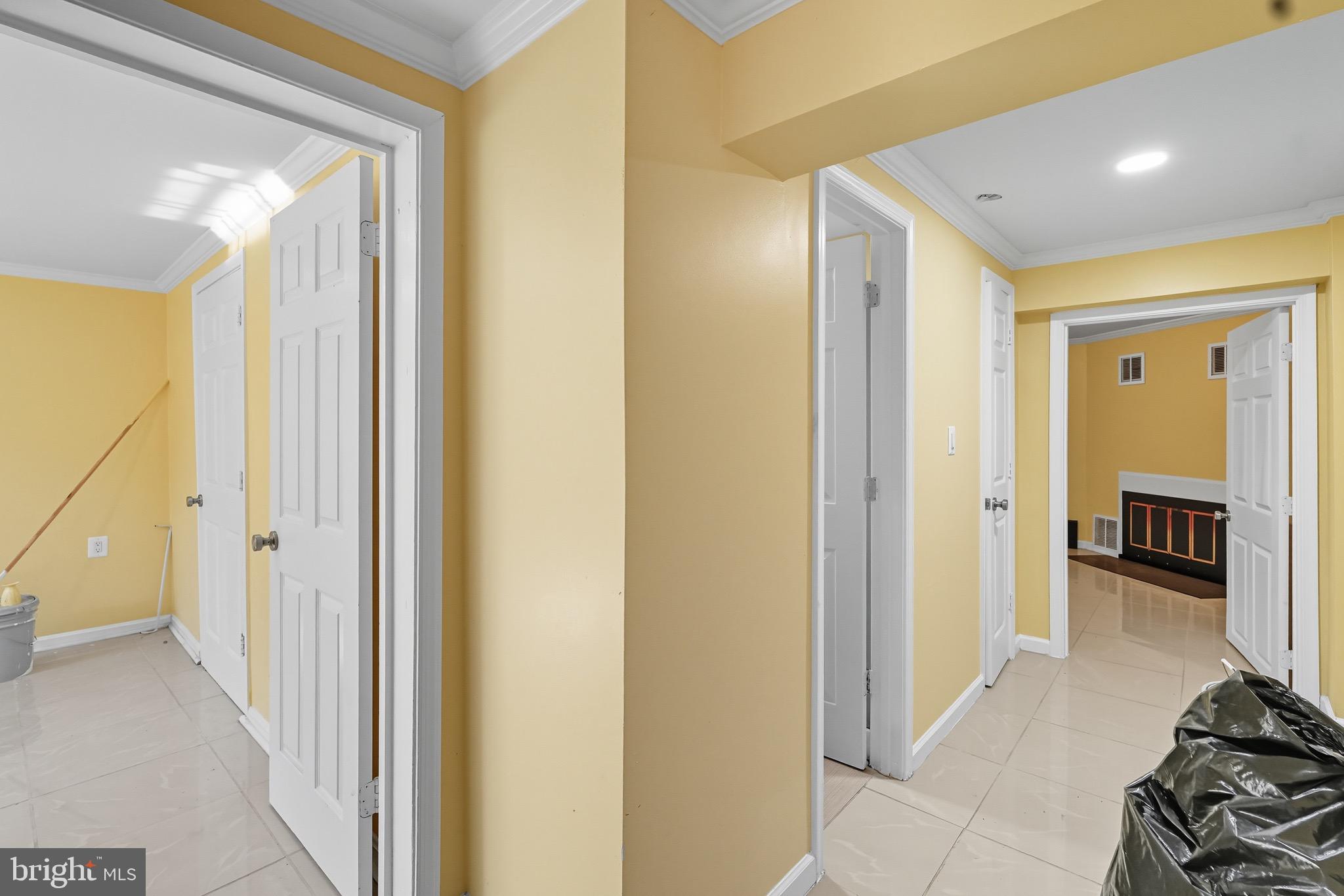 CHIPPENDALE - Residential