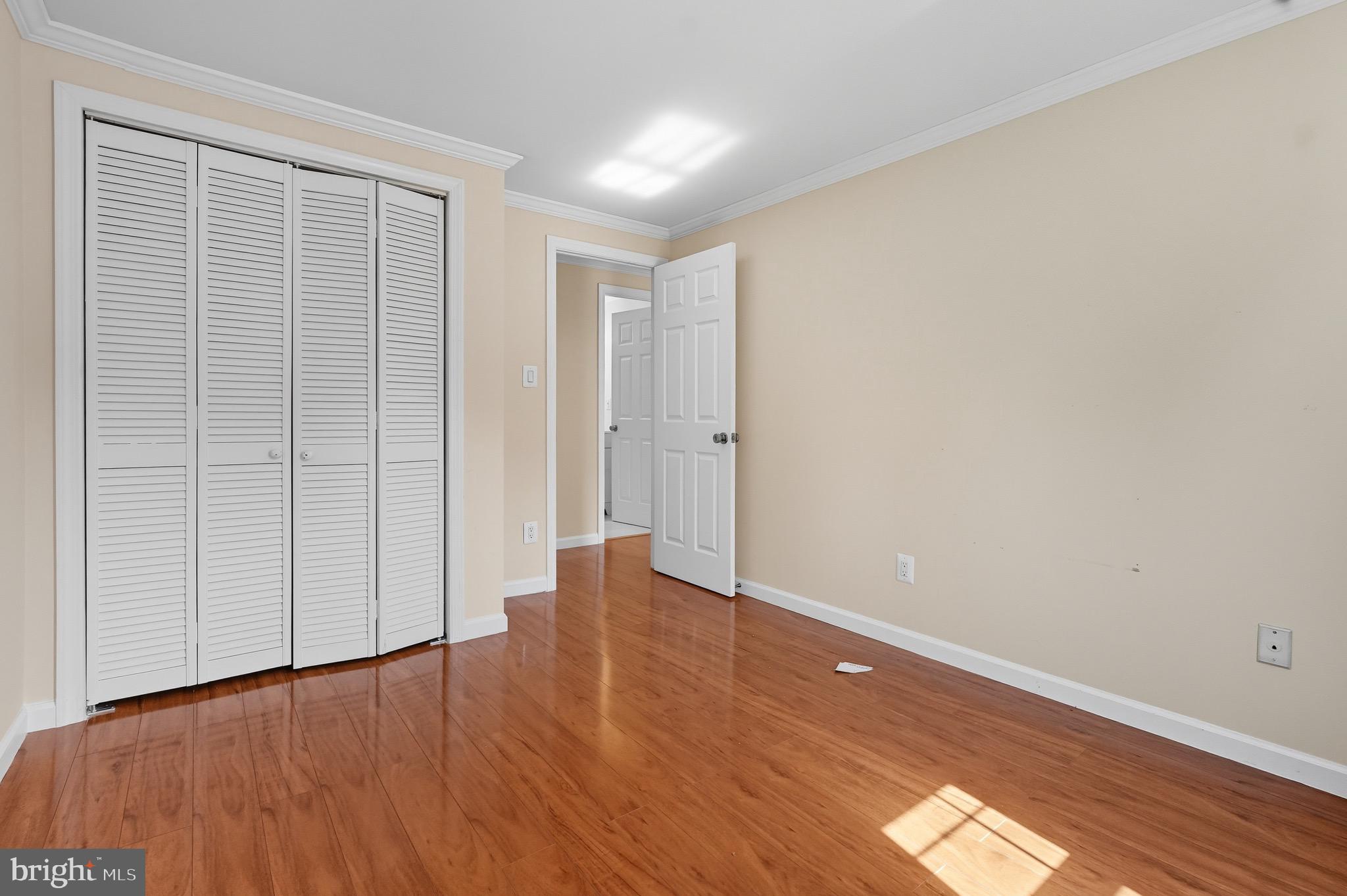 CHIPPENDALE - Residential