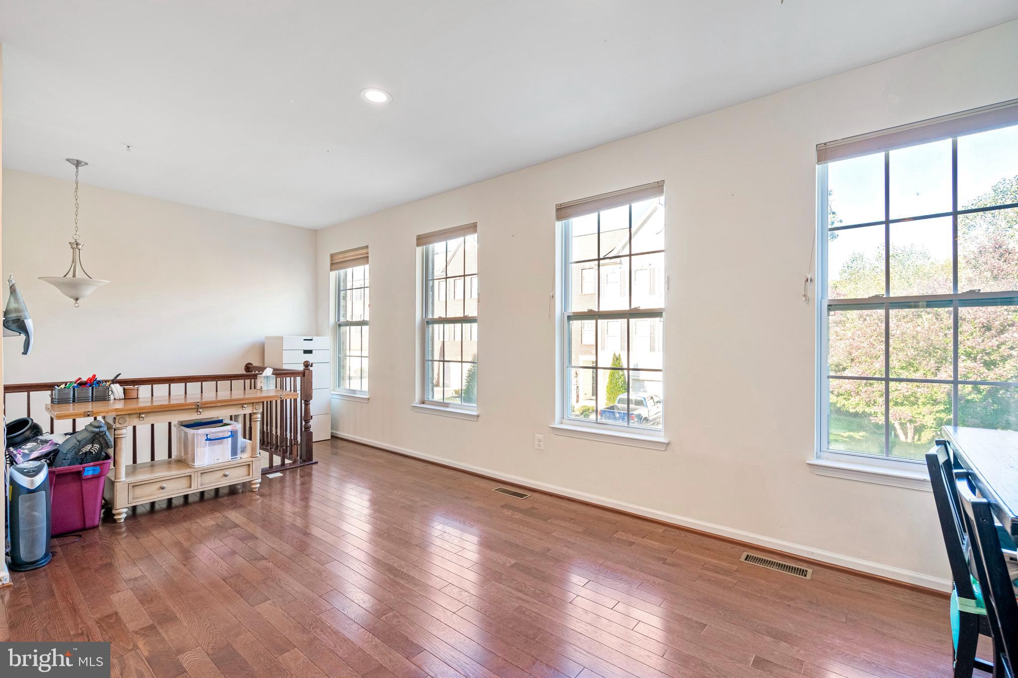 SIMPSON MILL - Residential Lease