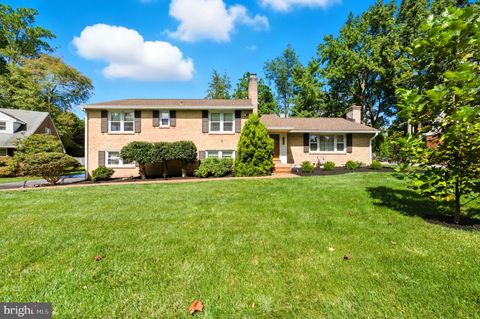 Photo of 1300 Hillside Boulevard, WILMINGTON, DE 19803 (MLS # DENC2086488)