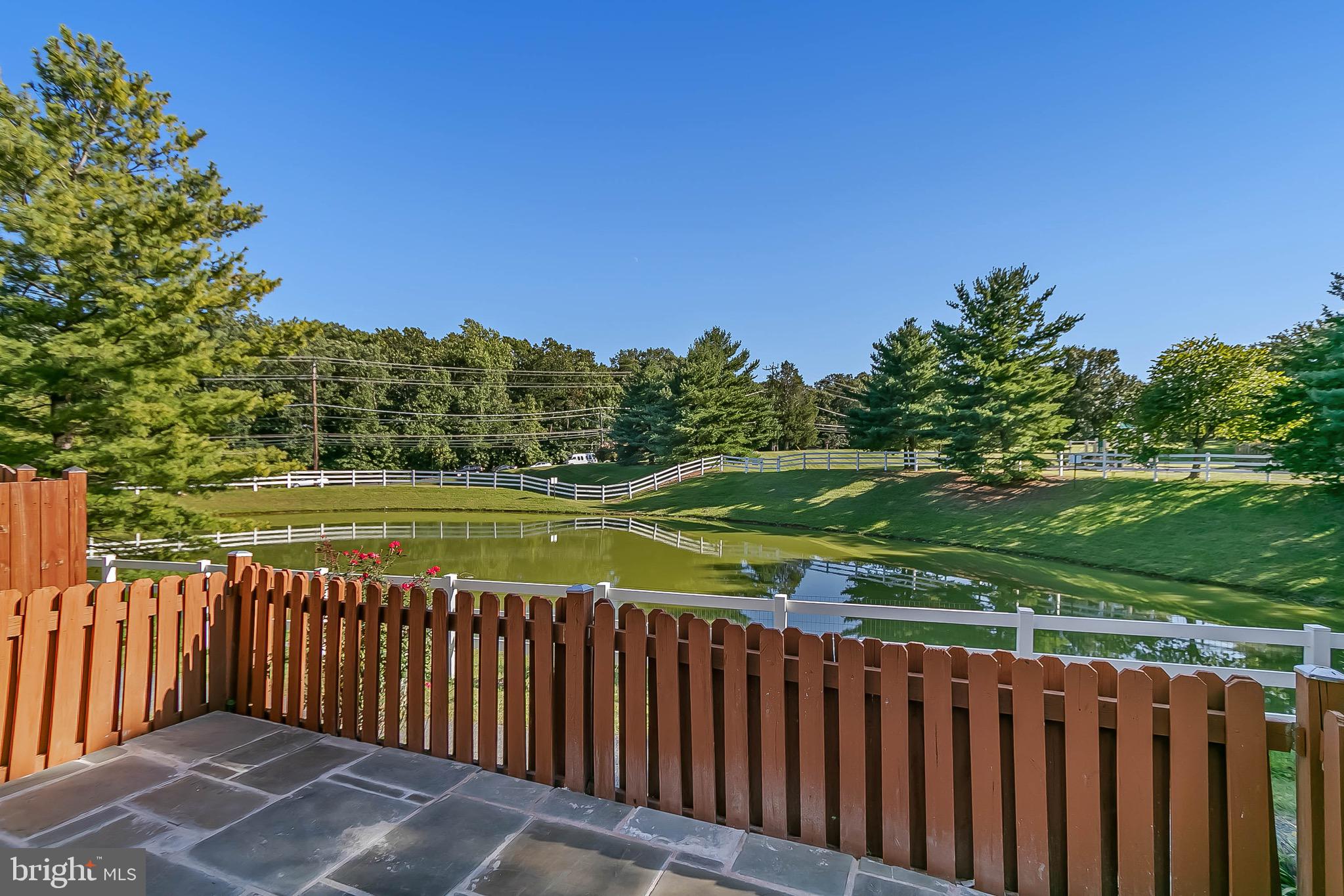 CALVERTON - Residential