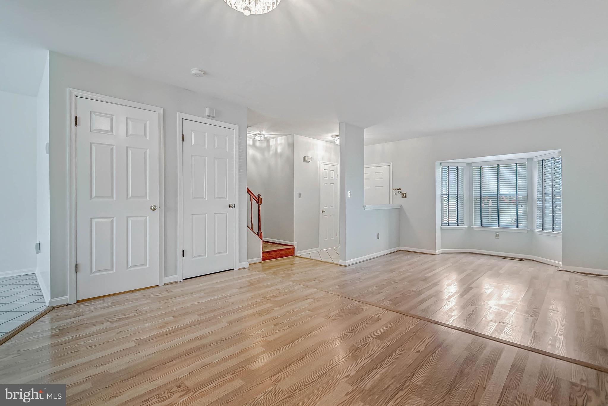 CALVERTON - Residential