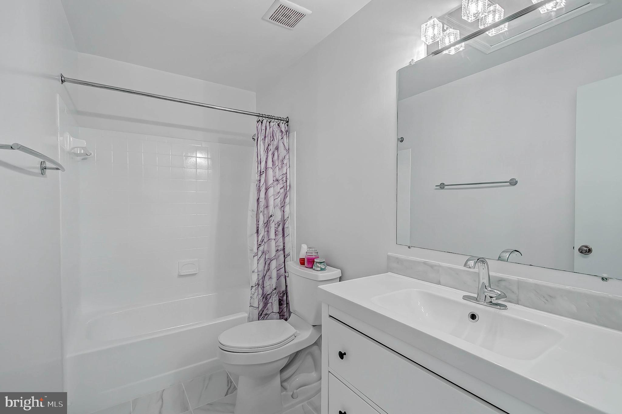 CALVERTON - Residential