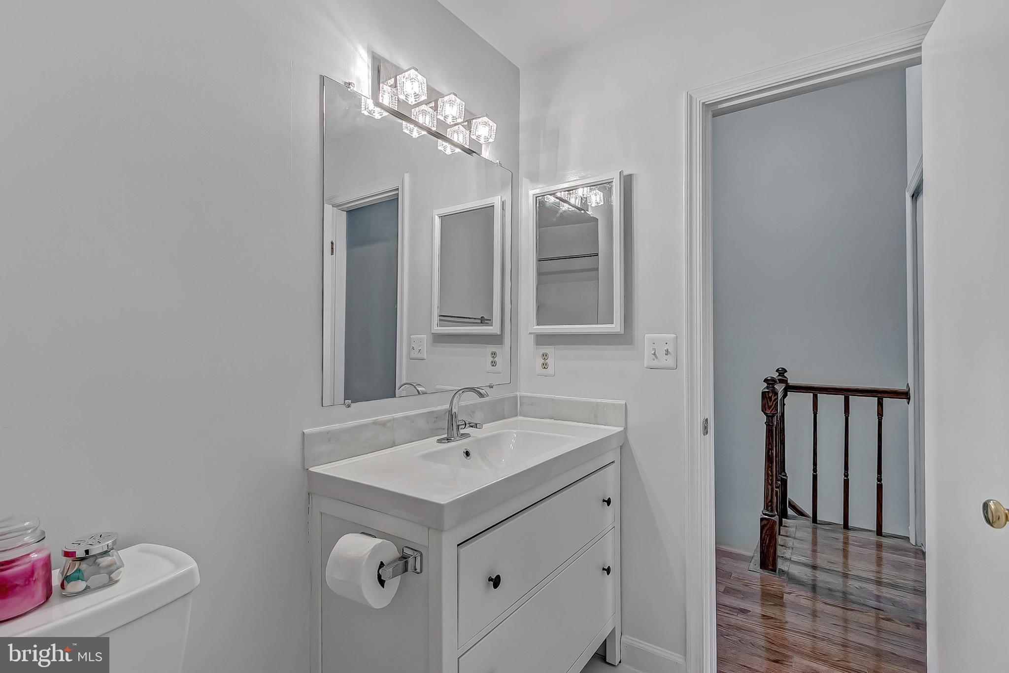 CALVERTON - Residential