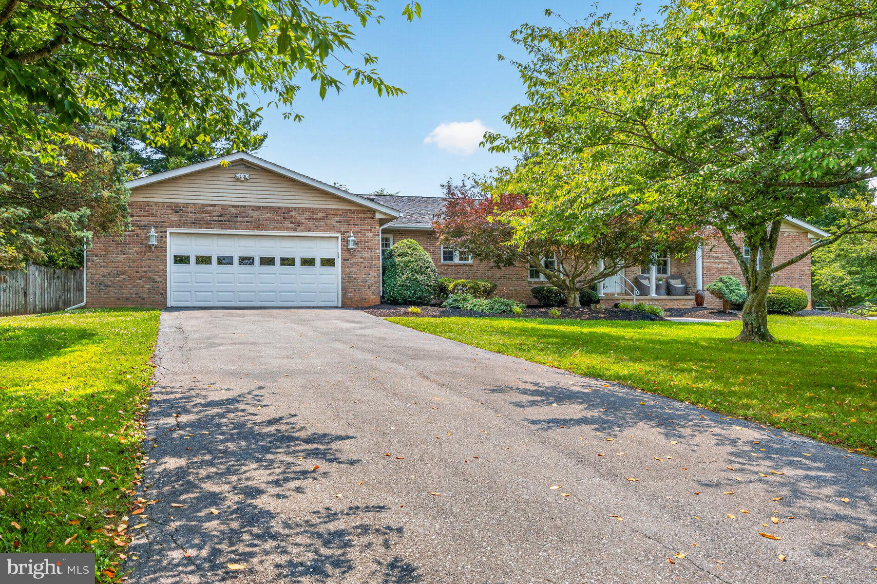 2217 CHEROKEE DRIVE