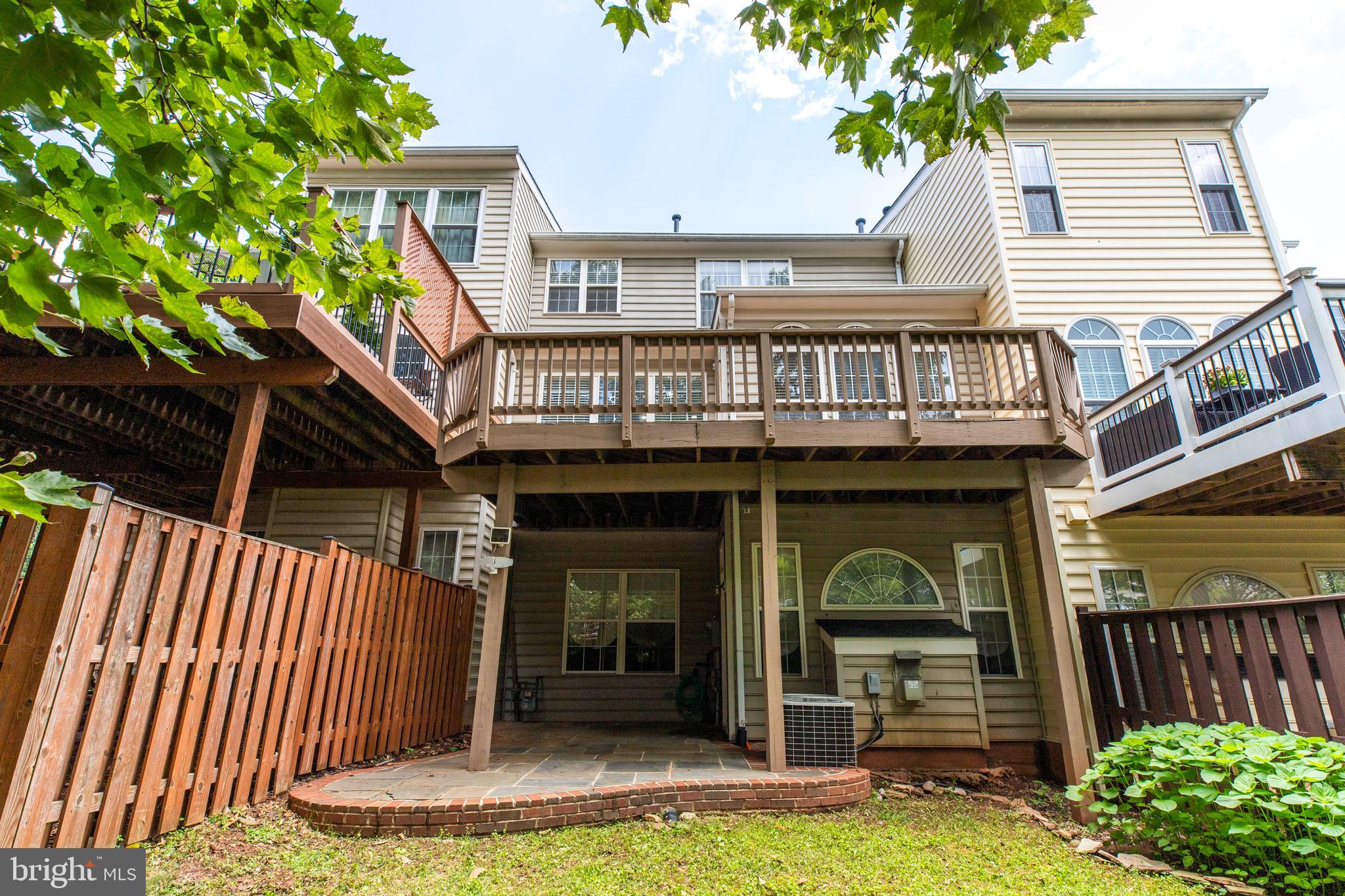20597 GLENMERE SQUARE