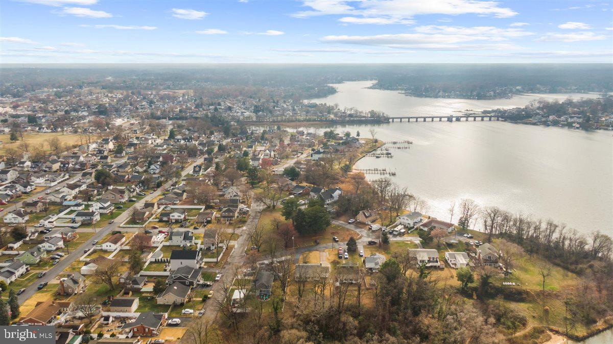 RIVIERA BEACH - Residential