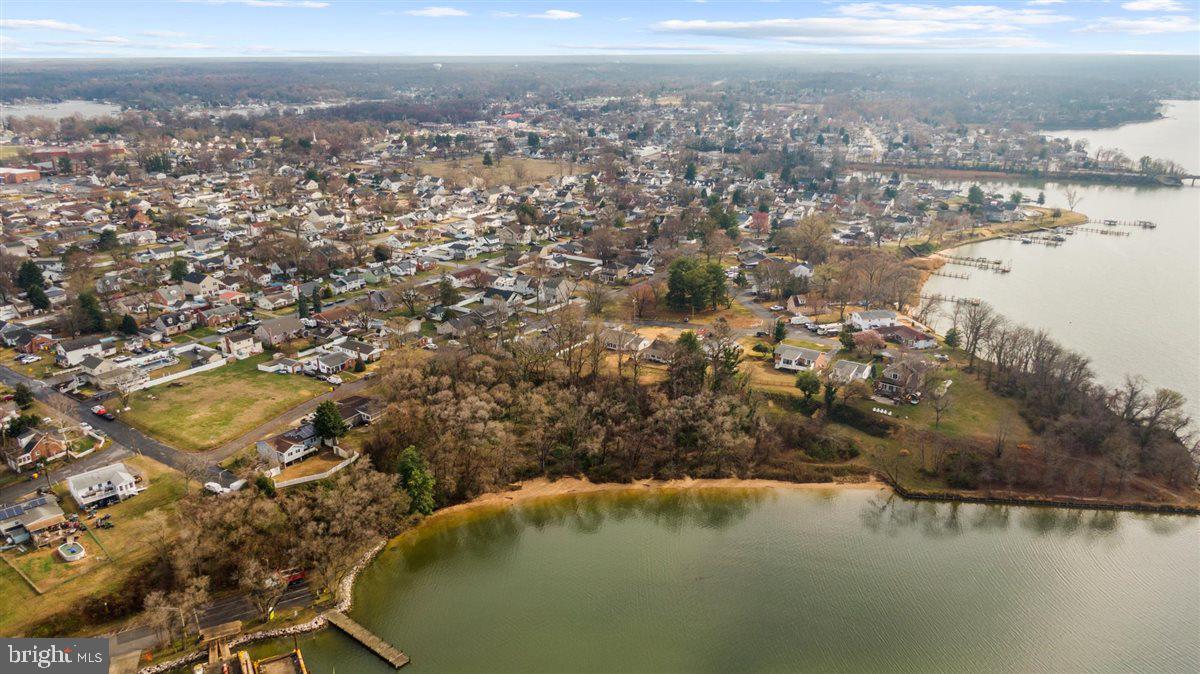 RIVIERA BEACH - Residential