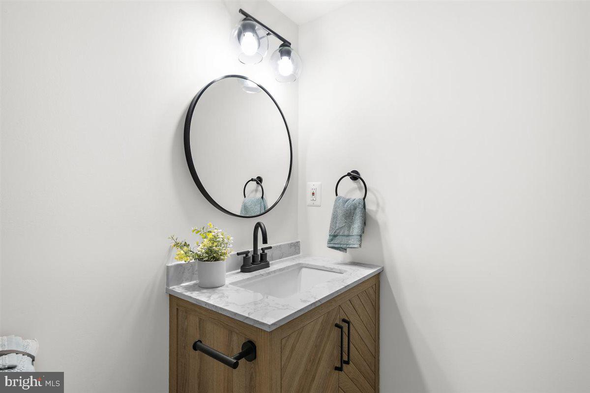 RIVIERA BEACH - Residential