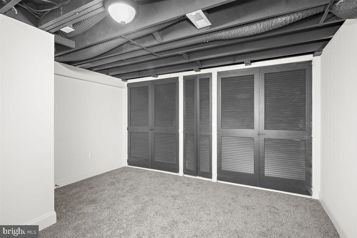 RIVIERA BEACH - Residential