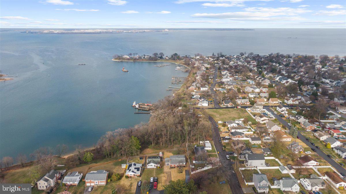 RIVIERA BEACH - Residential