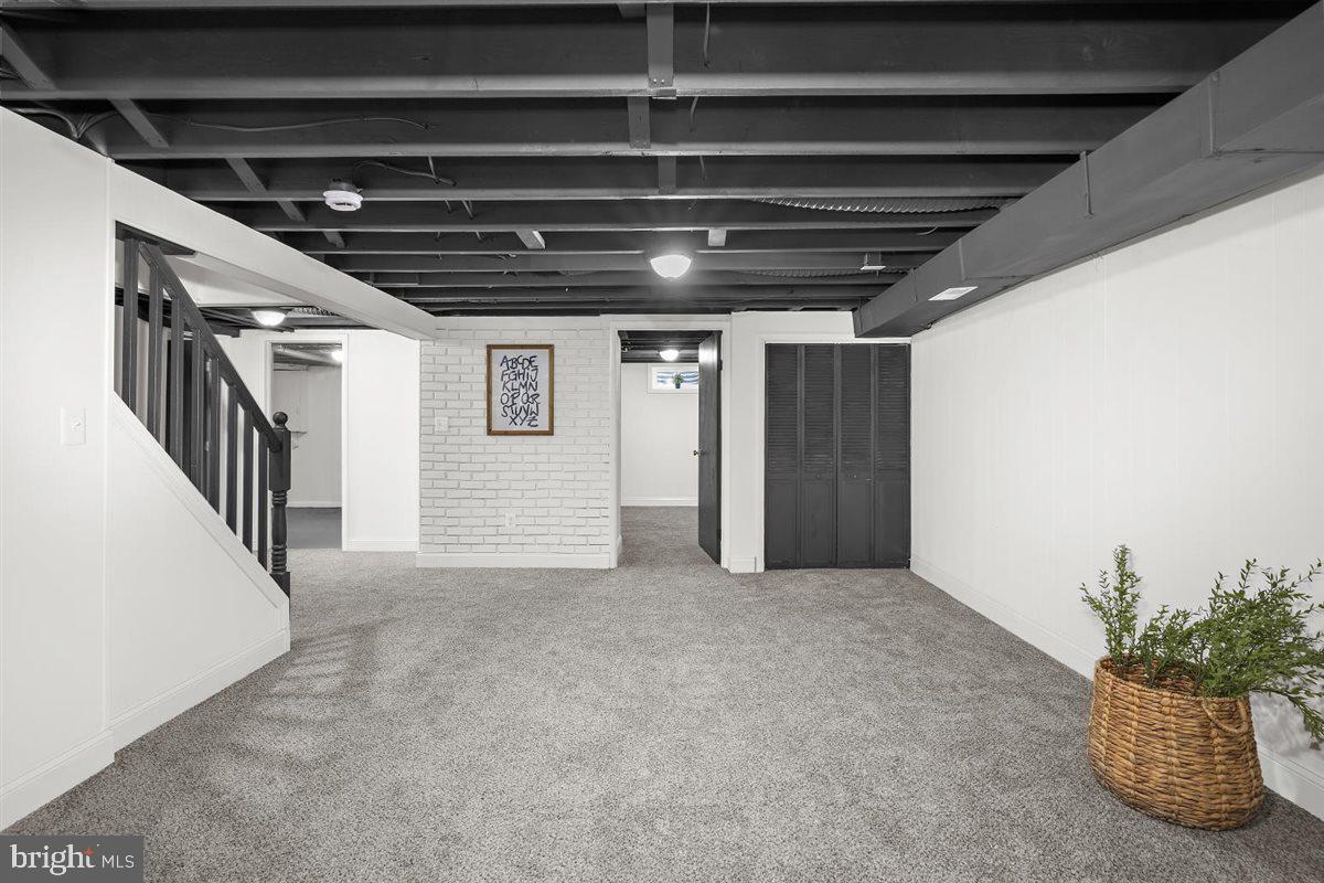 RIVIERA BEACH - Residential