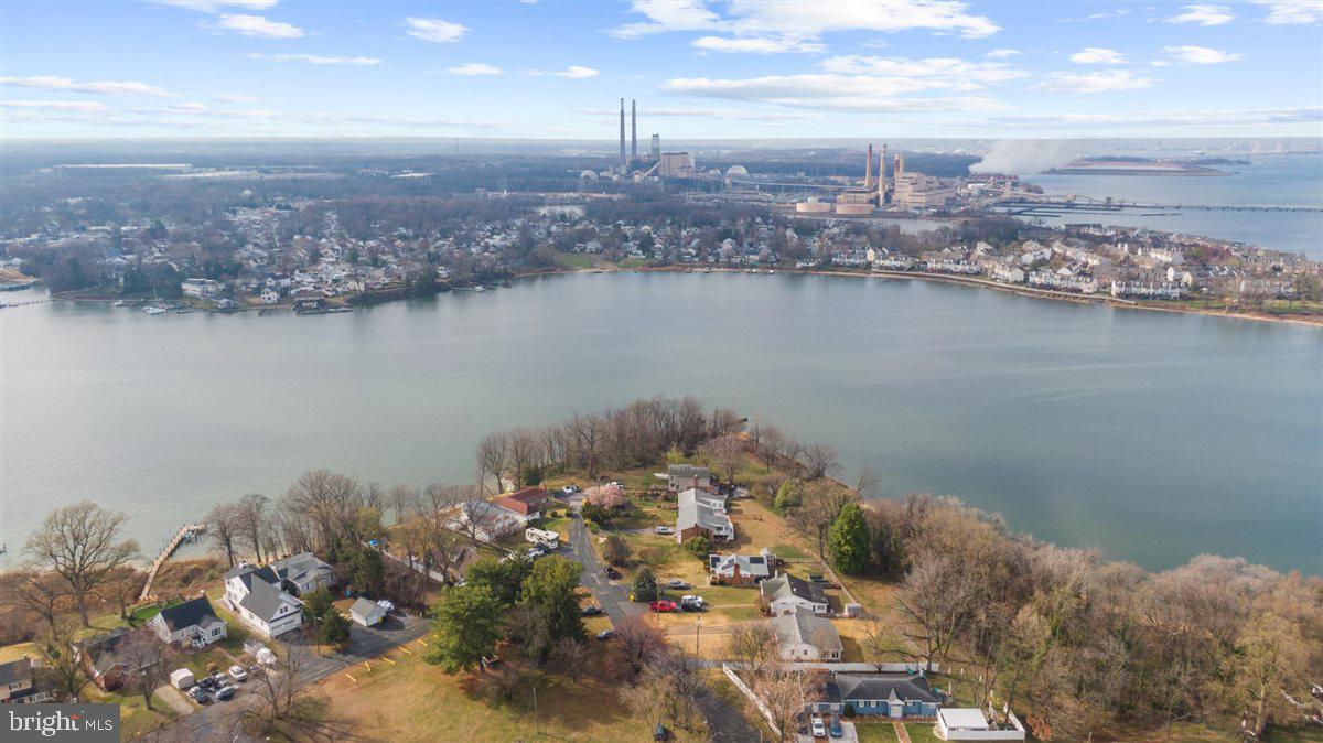 RIVIERA BEACH - Residential