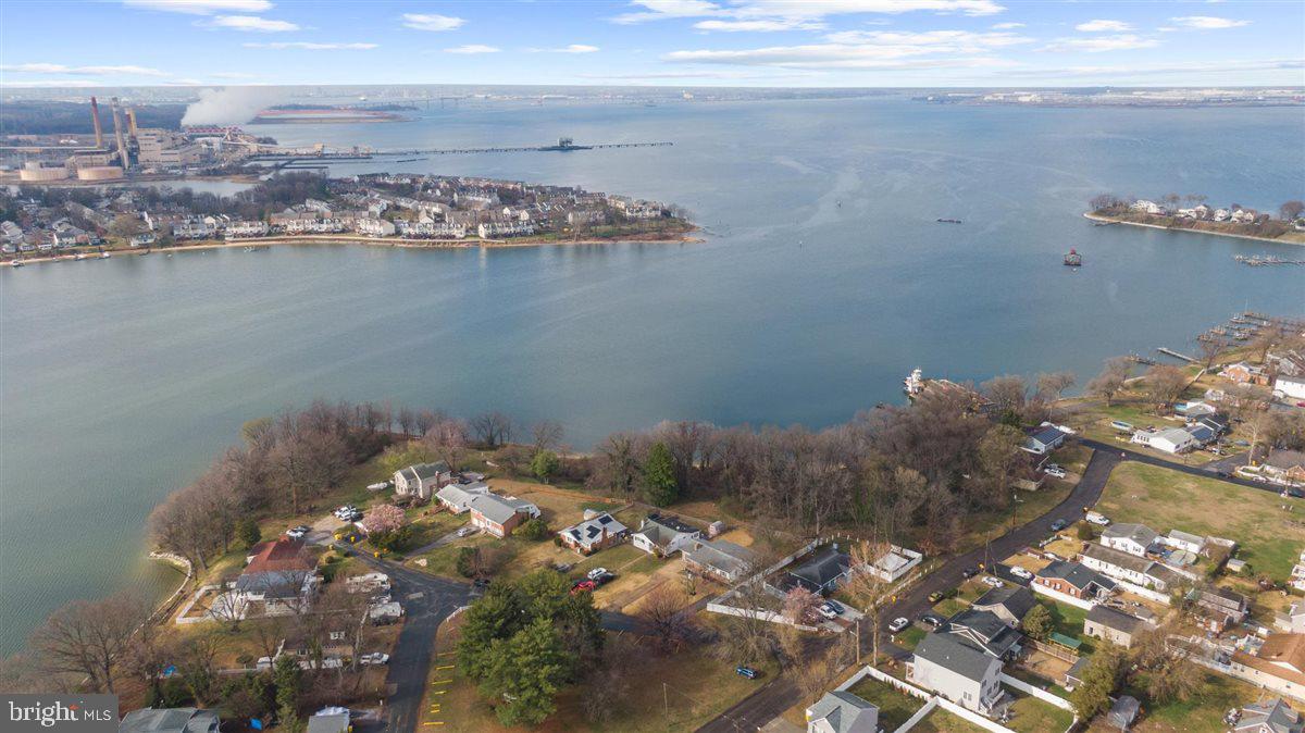 RIVIERA BEACH - Residential