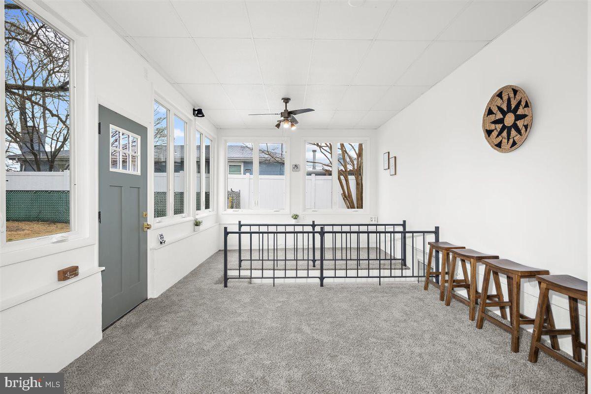 RIVIERA BEACH - Residential