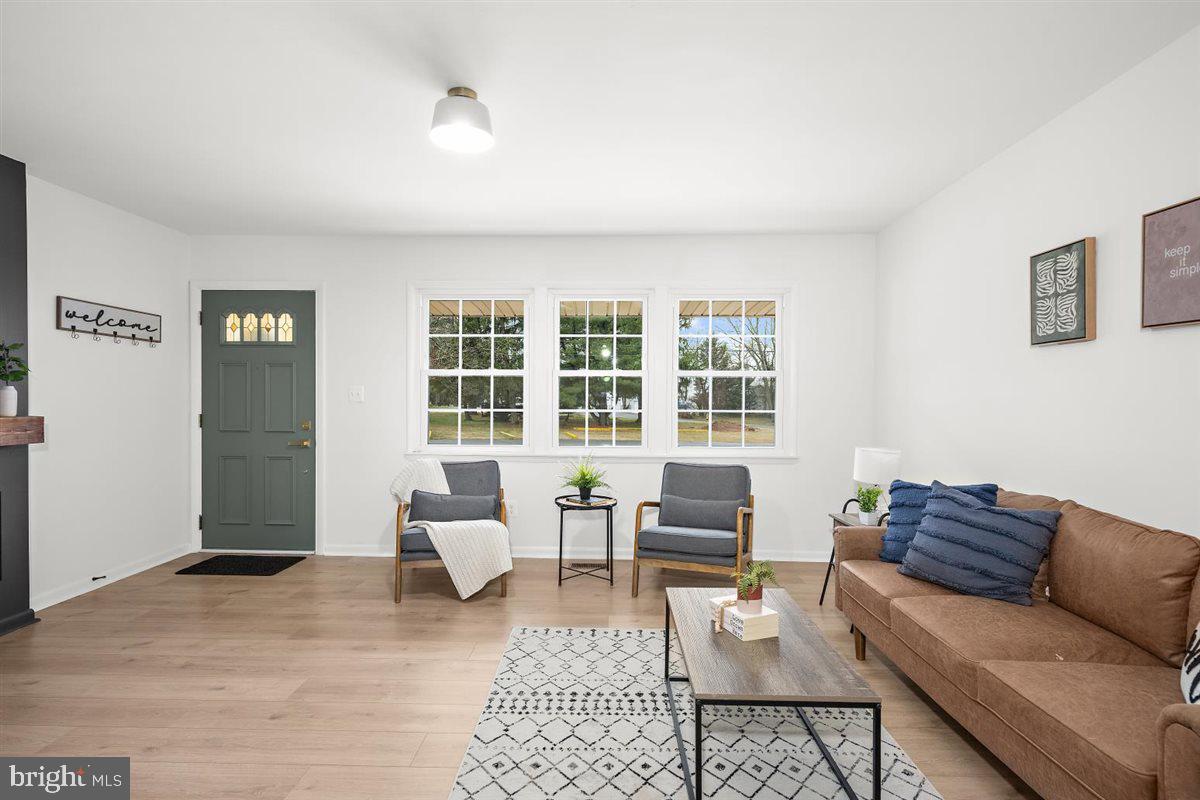 RIVIERA BEACH - Residential