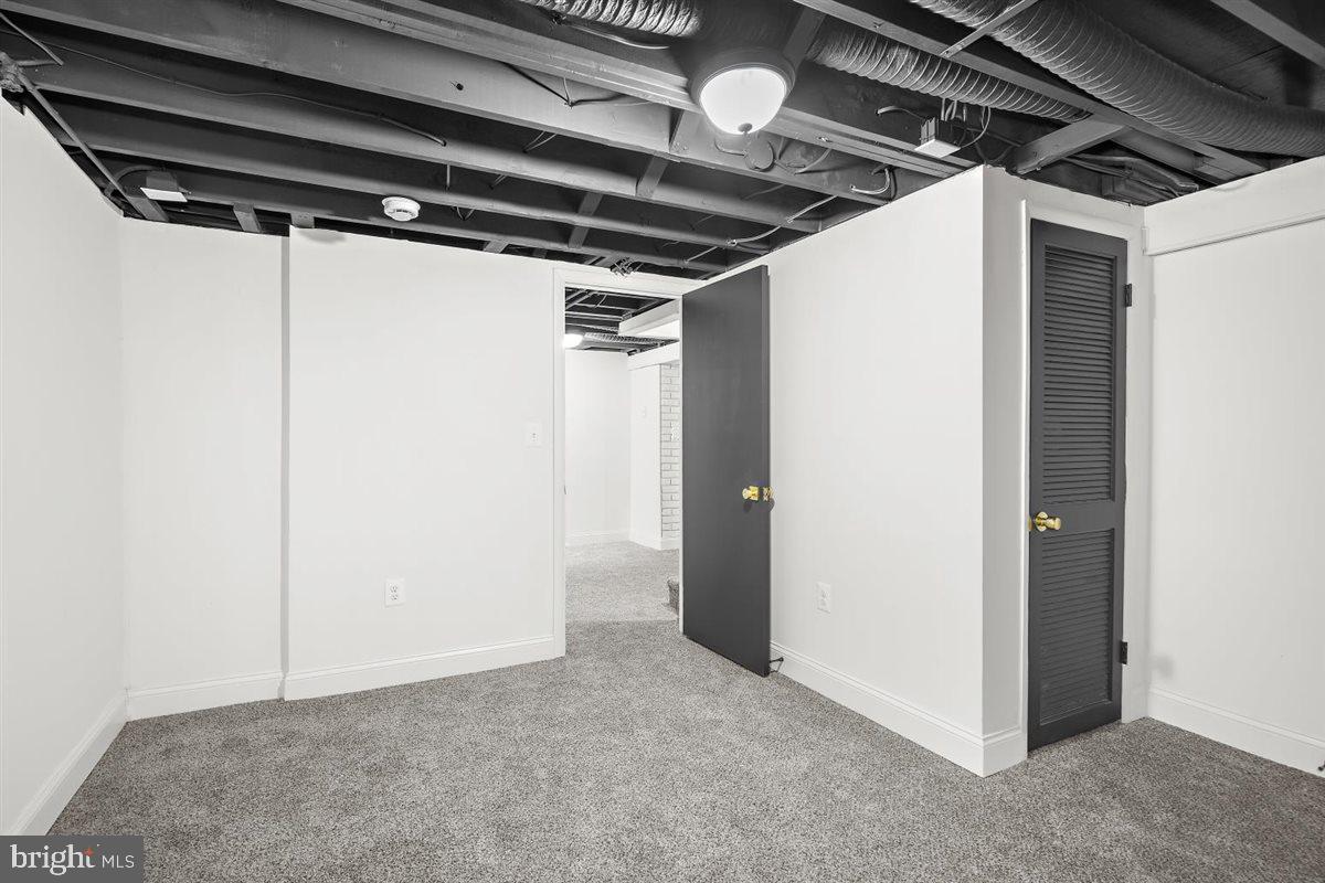 RIVIERA BEACH - Residential