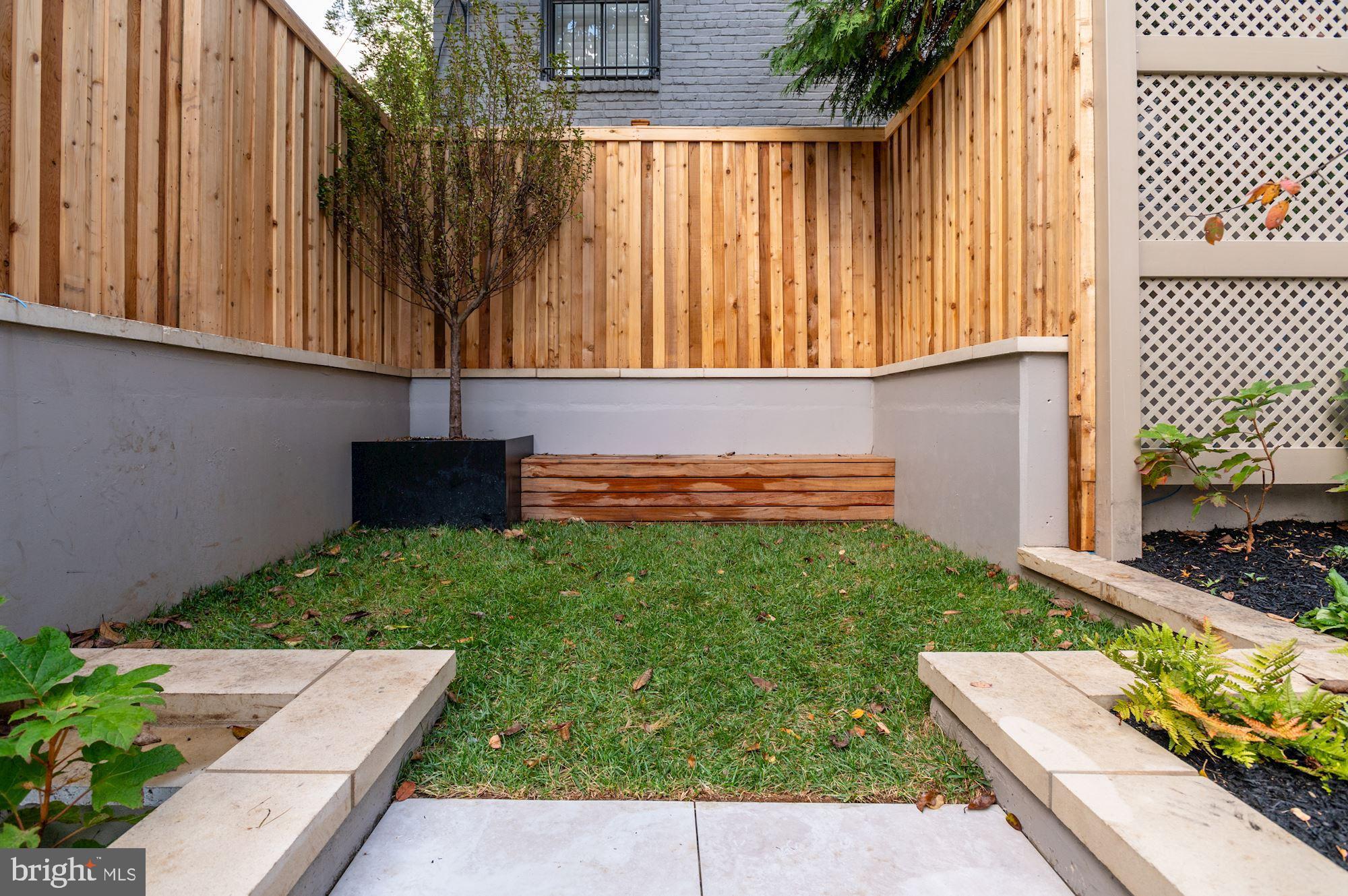GEORGETOWN - Residential