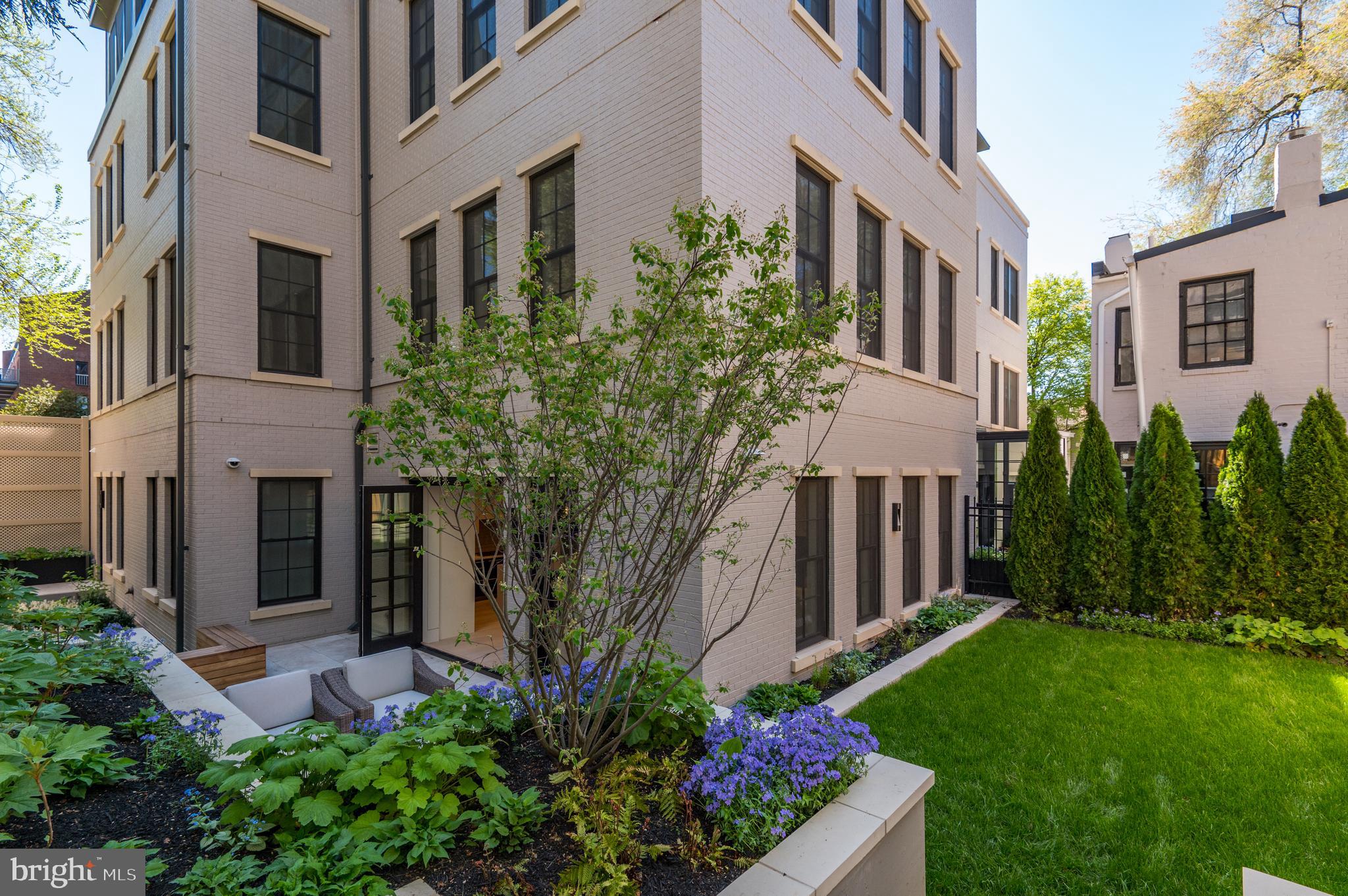 GEORGETOWN - Residential