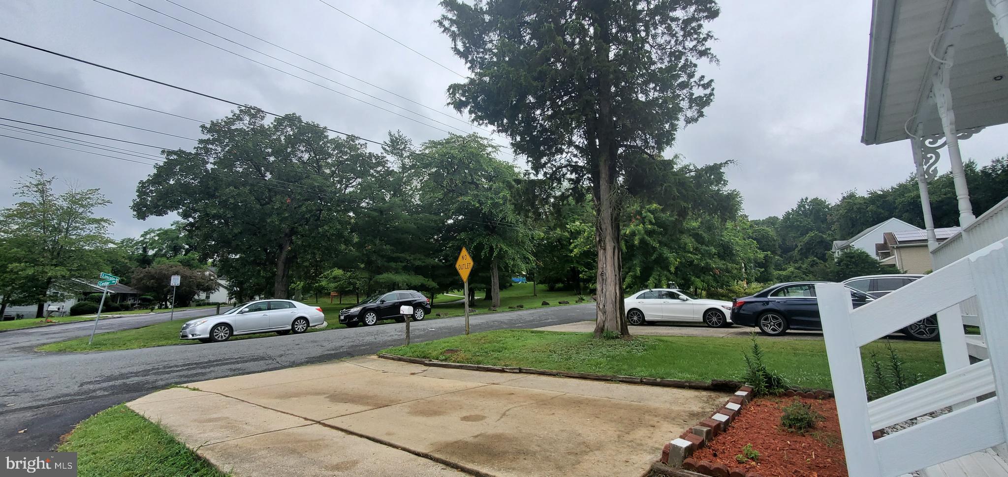 THE CEDARS - Residential