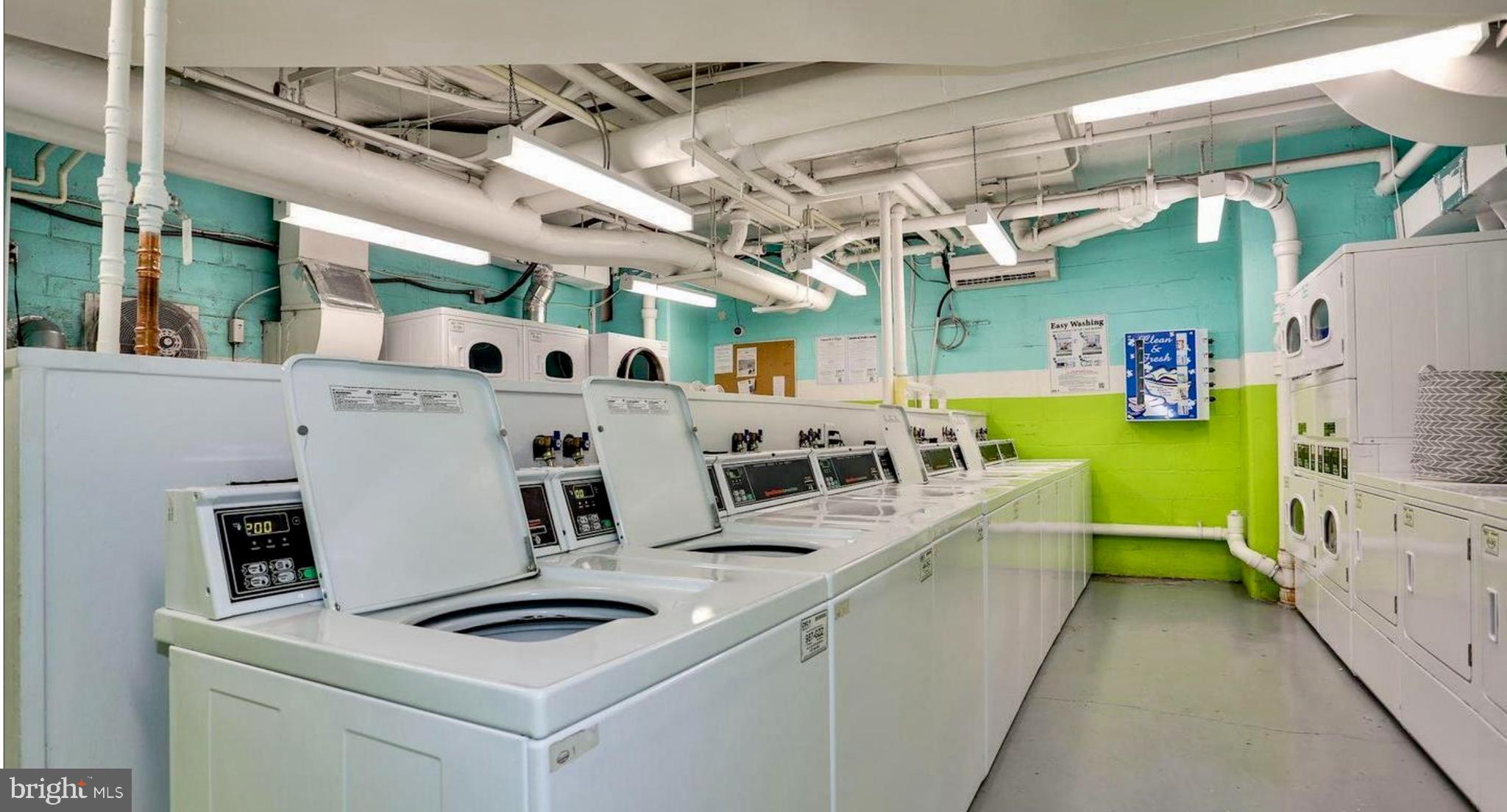 RIVER PLACE EAST - Residential