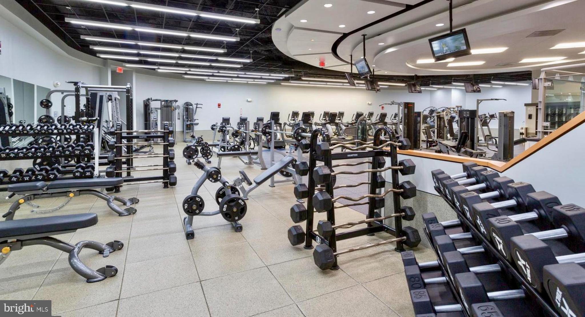 RIVER PLACE EAST - Residential