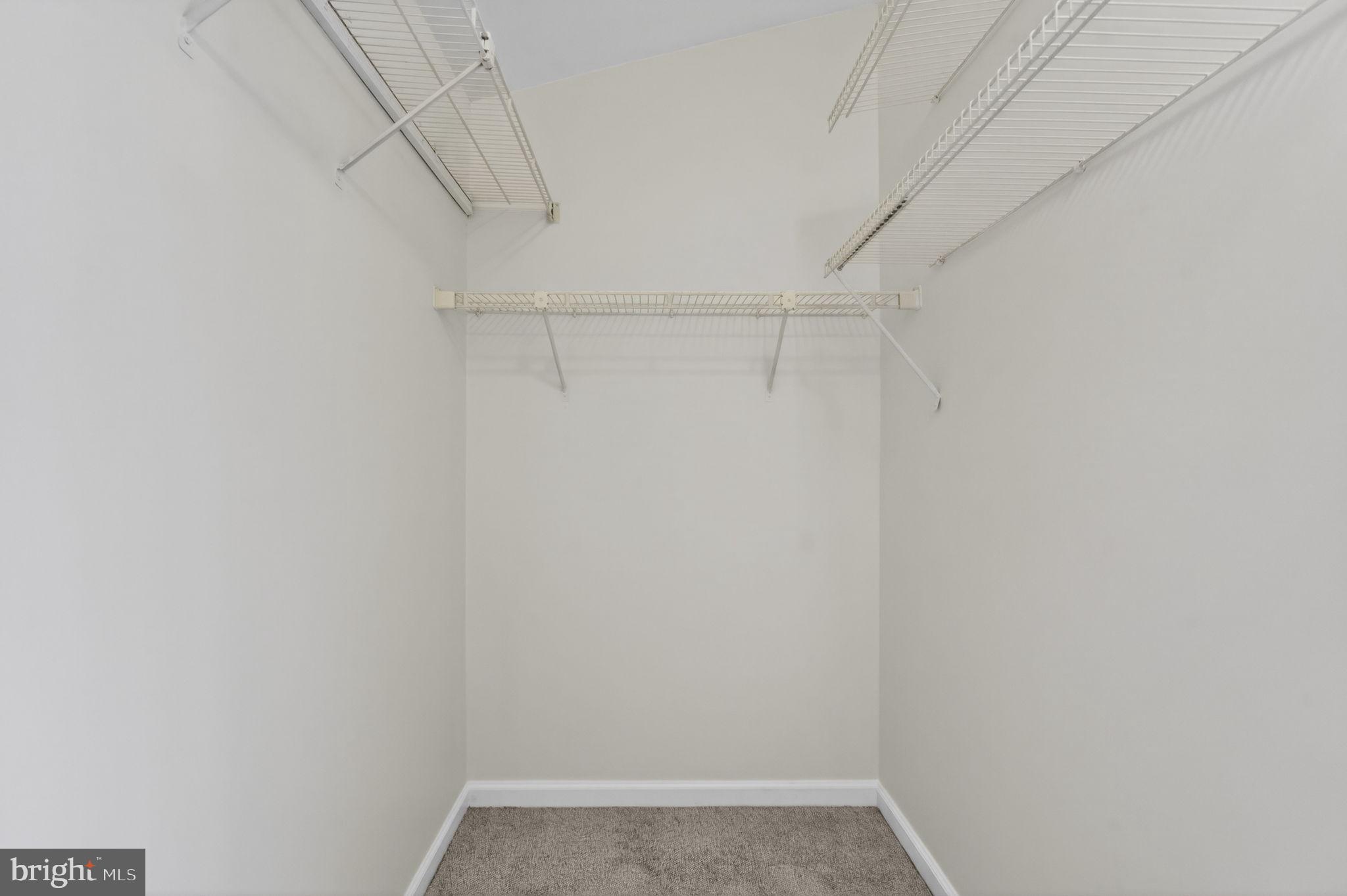 WELLINGTON/CLOVERHILL - Residential