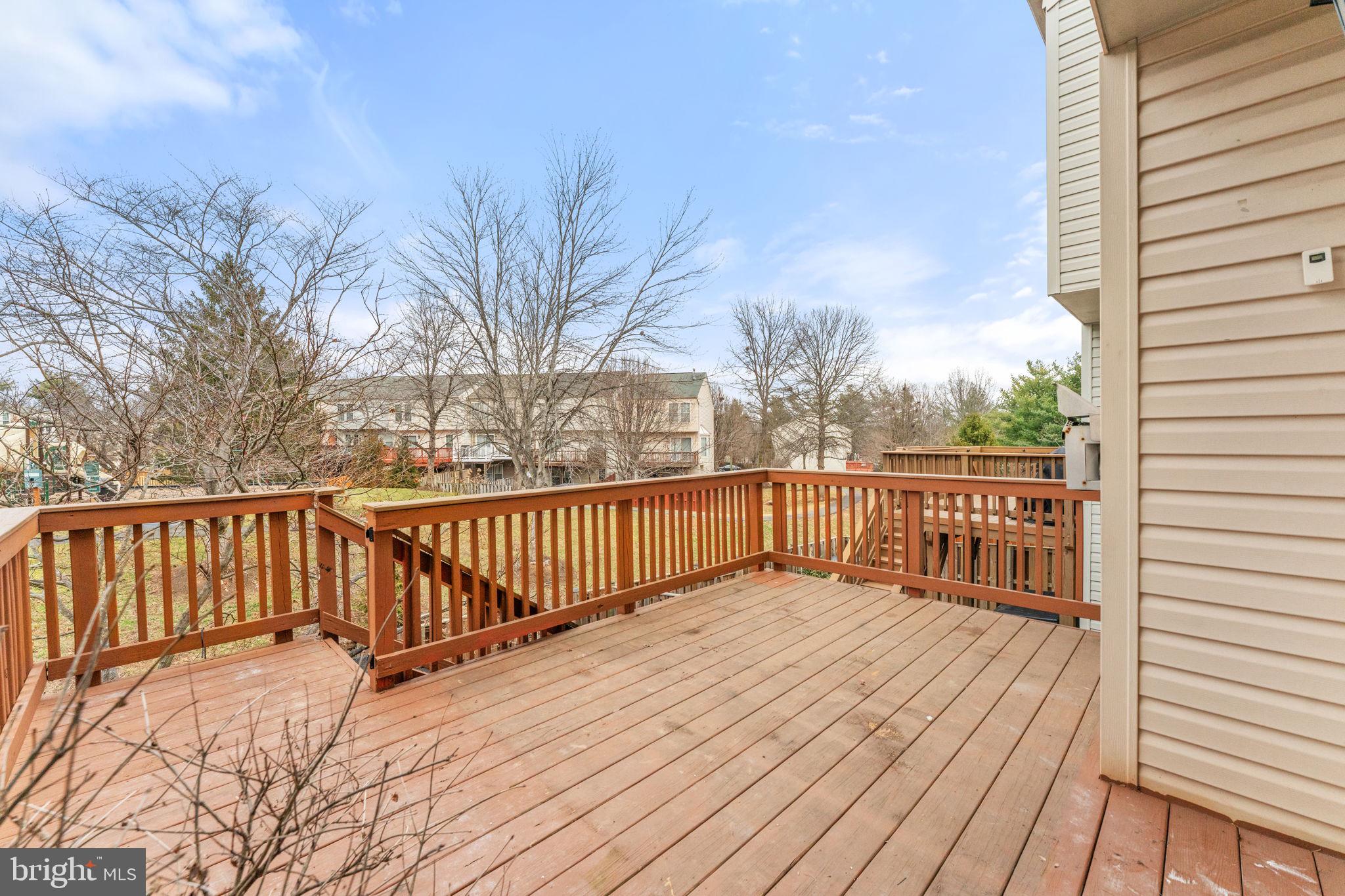 WELLINGTON/CLOVERHILL - Residential