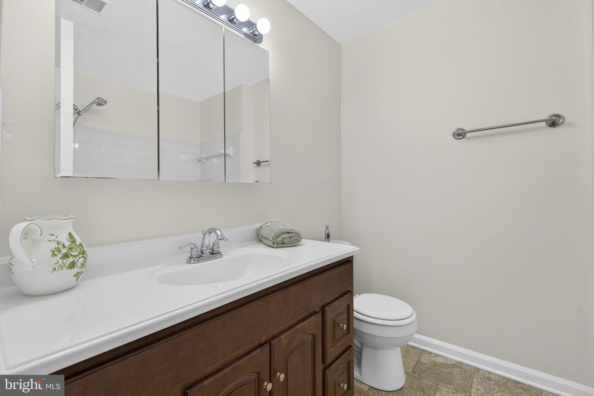 WELLINGTON/CLOVERHILL - Residential