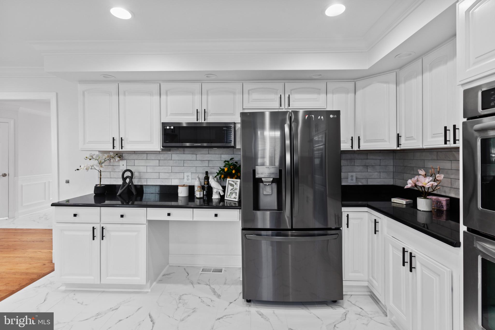 HUNTINGTON TERRACE - Residential