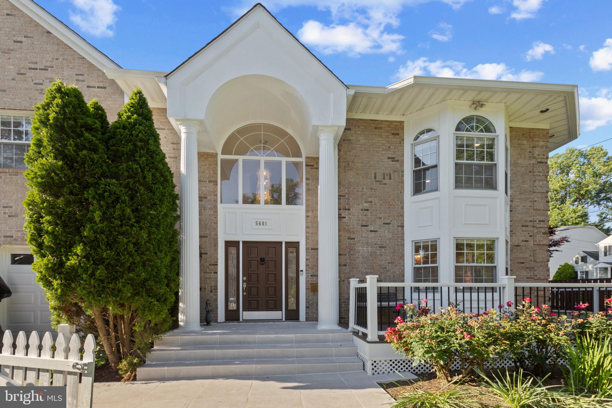 HUNTINGTON TERRACE - Residential