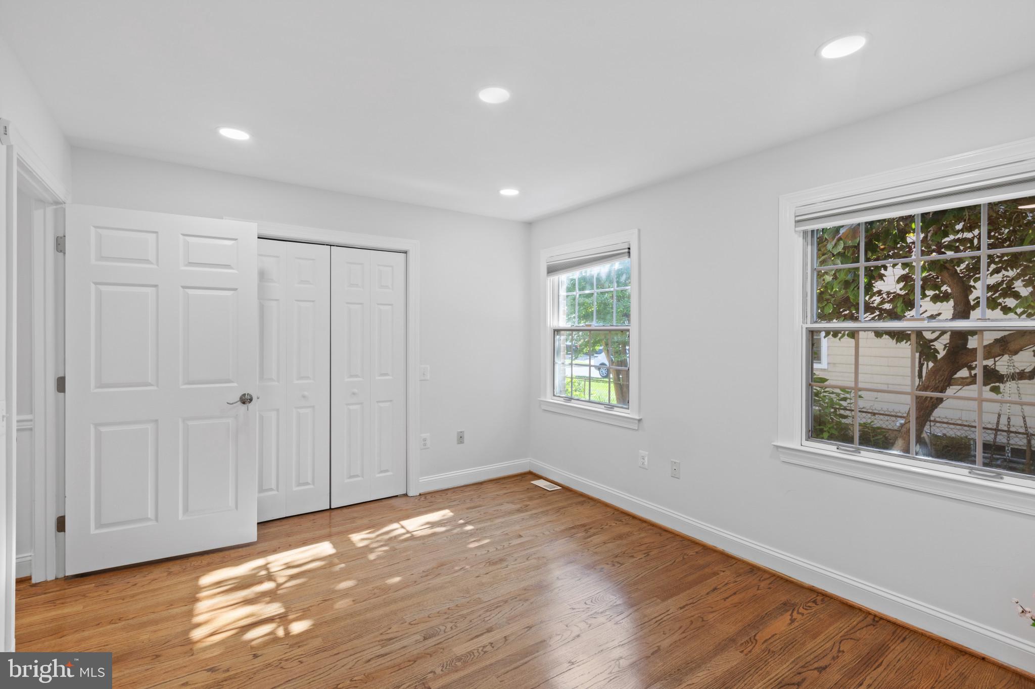 HUNTINGTON TERRACE - Residential