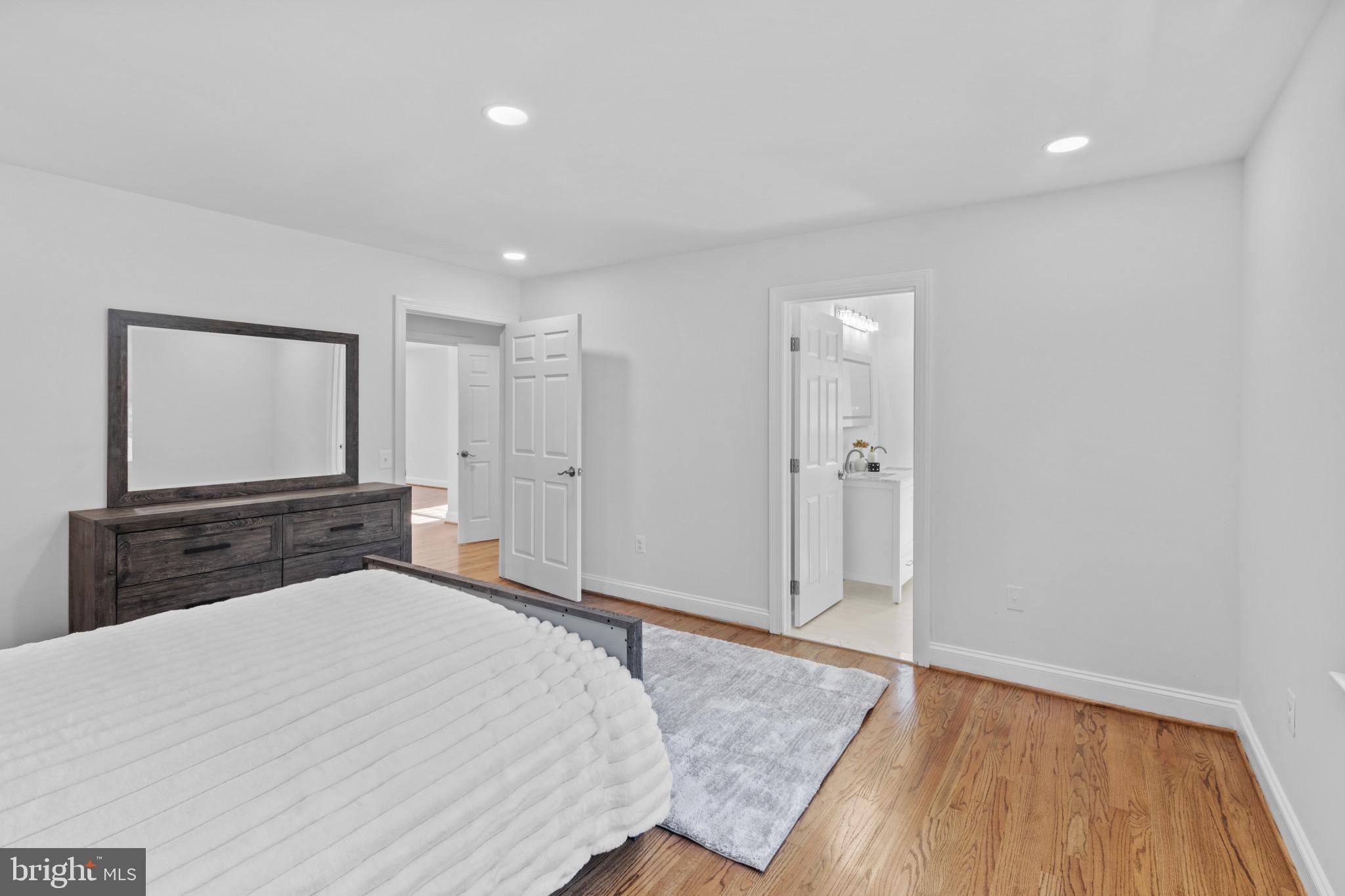 HUNTINGTON TERRACE - Residential