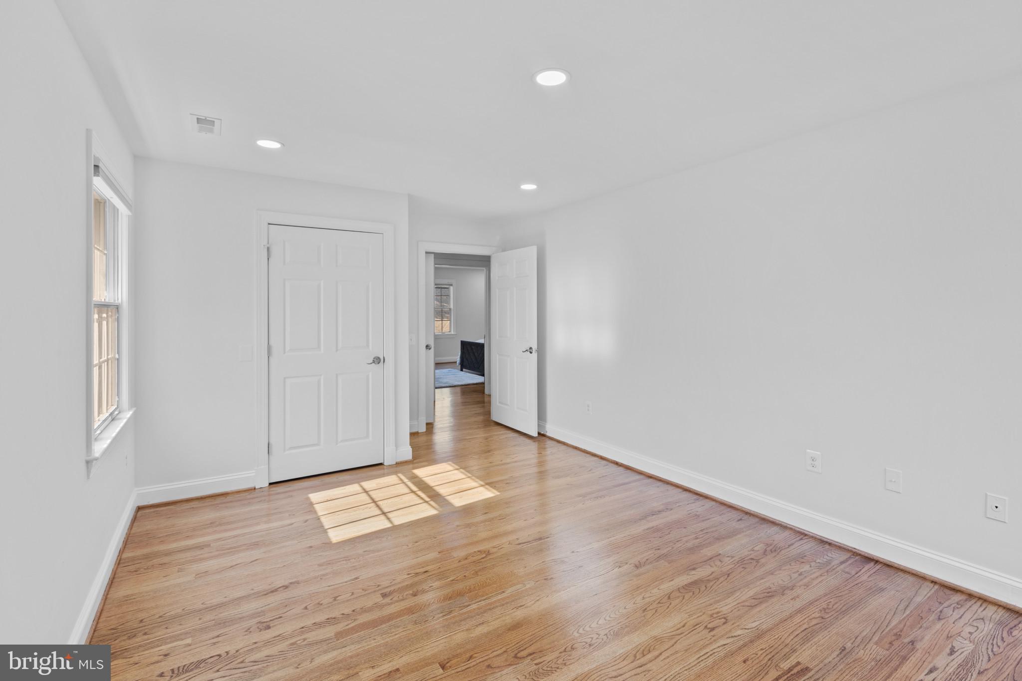 HUNTINGTON TERRACE - Residential