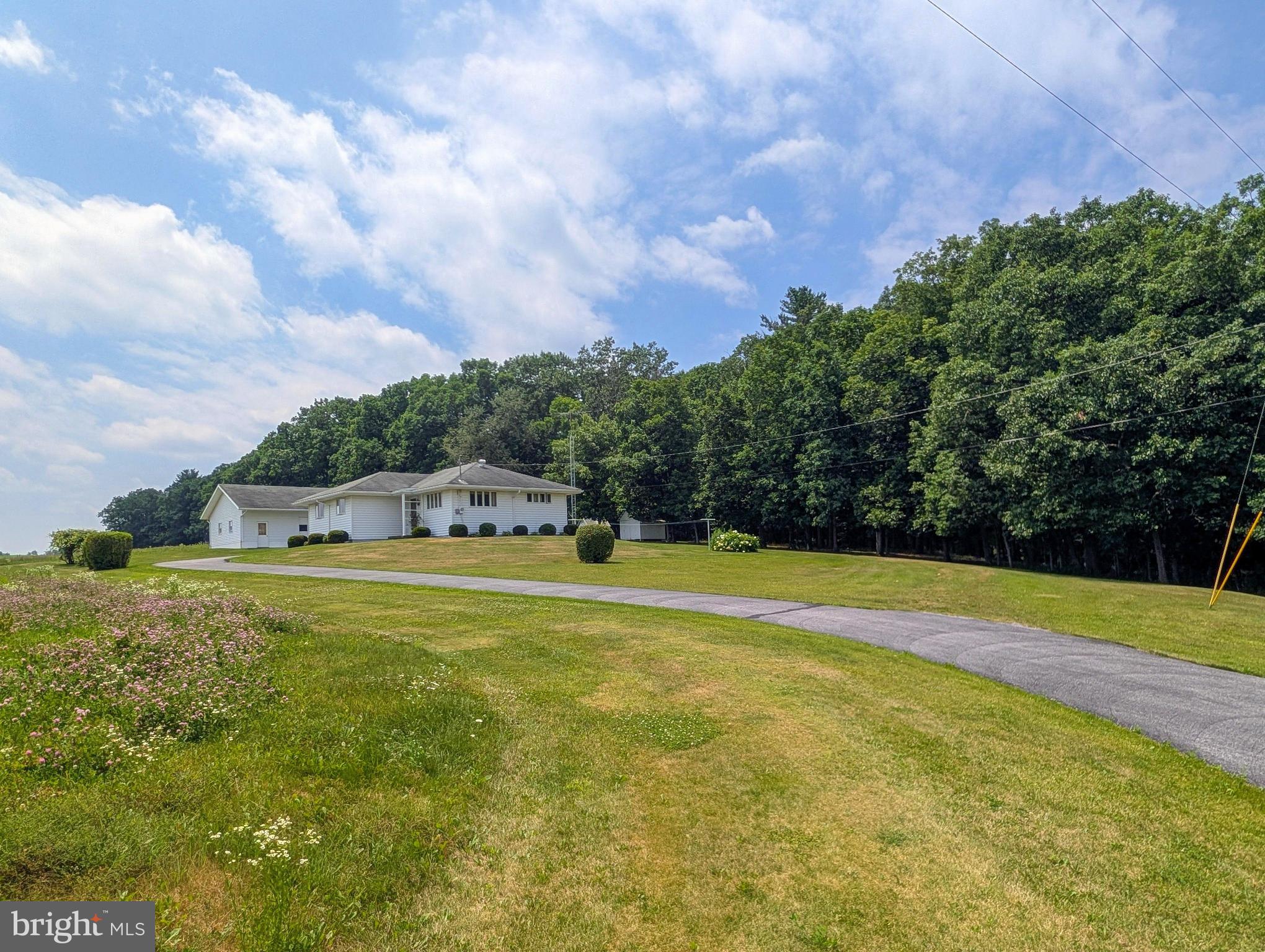 5587 BIG CREEK ROAD
