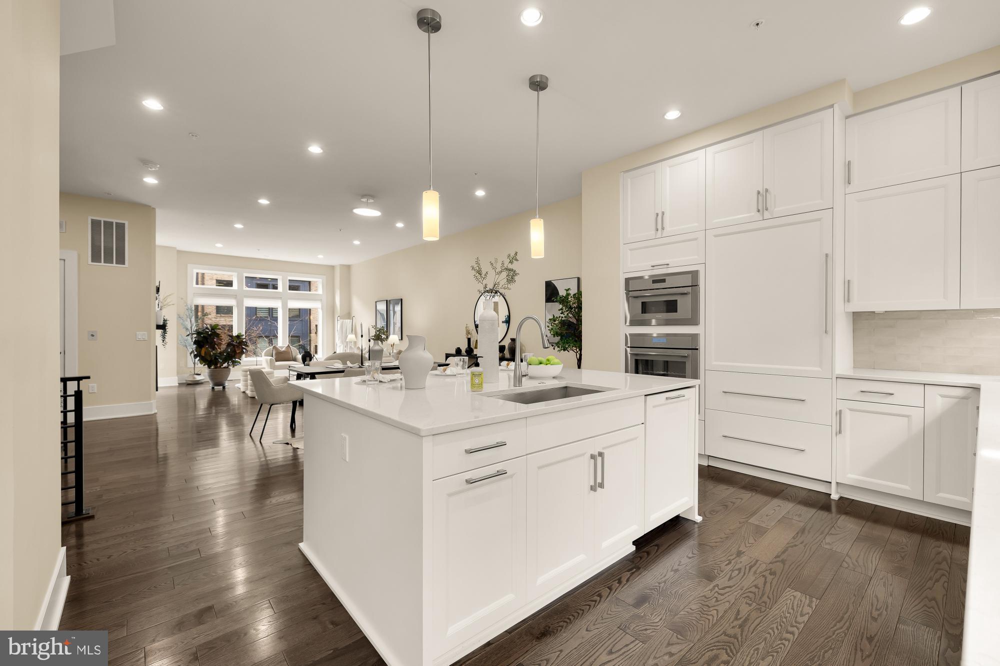 GROSVENOR HEIGHTS - Residential Lease